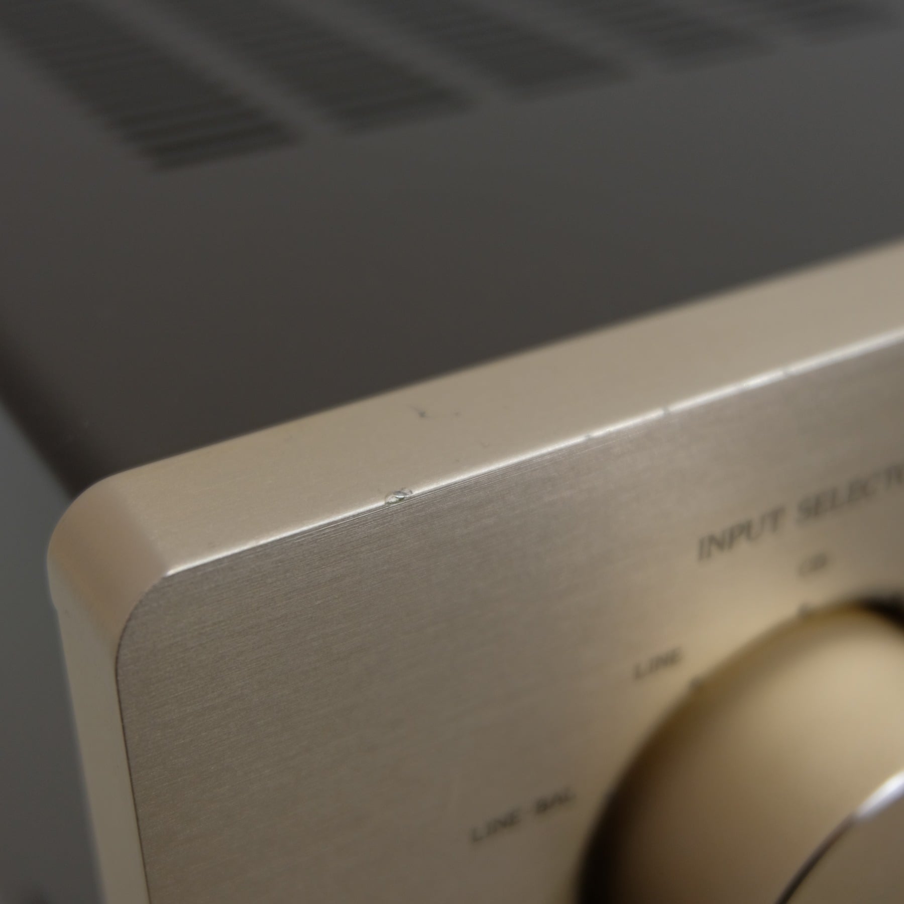 Accuphase E-211