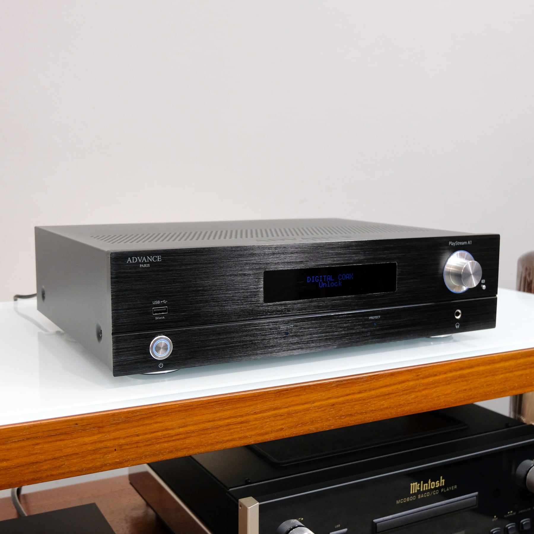 Advance Paris Playstream A1 HDMI