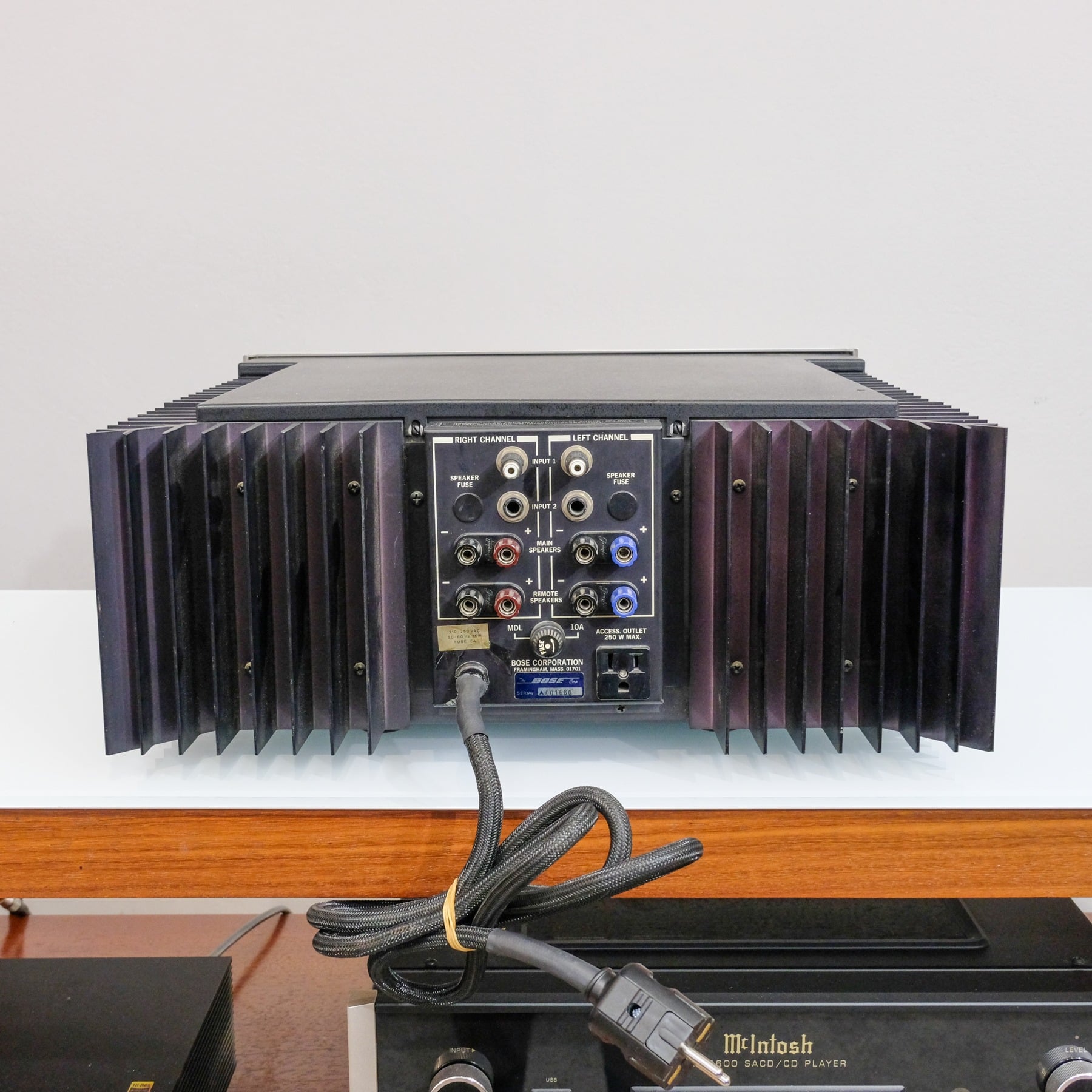 Bose 1801