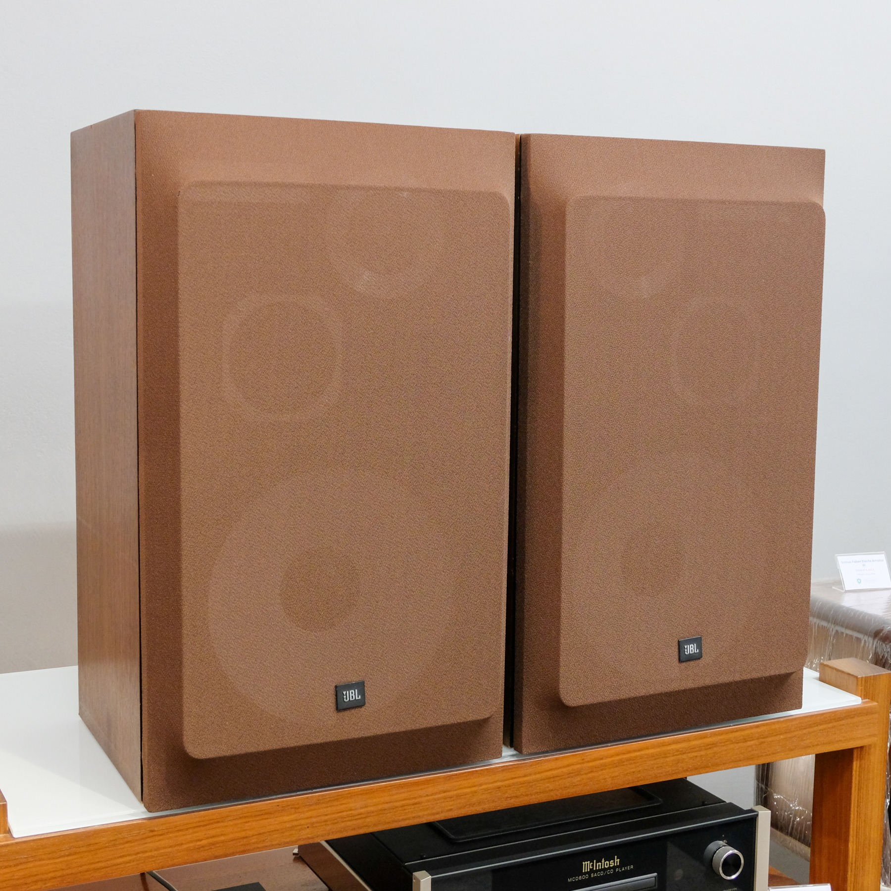 JBL L112