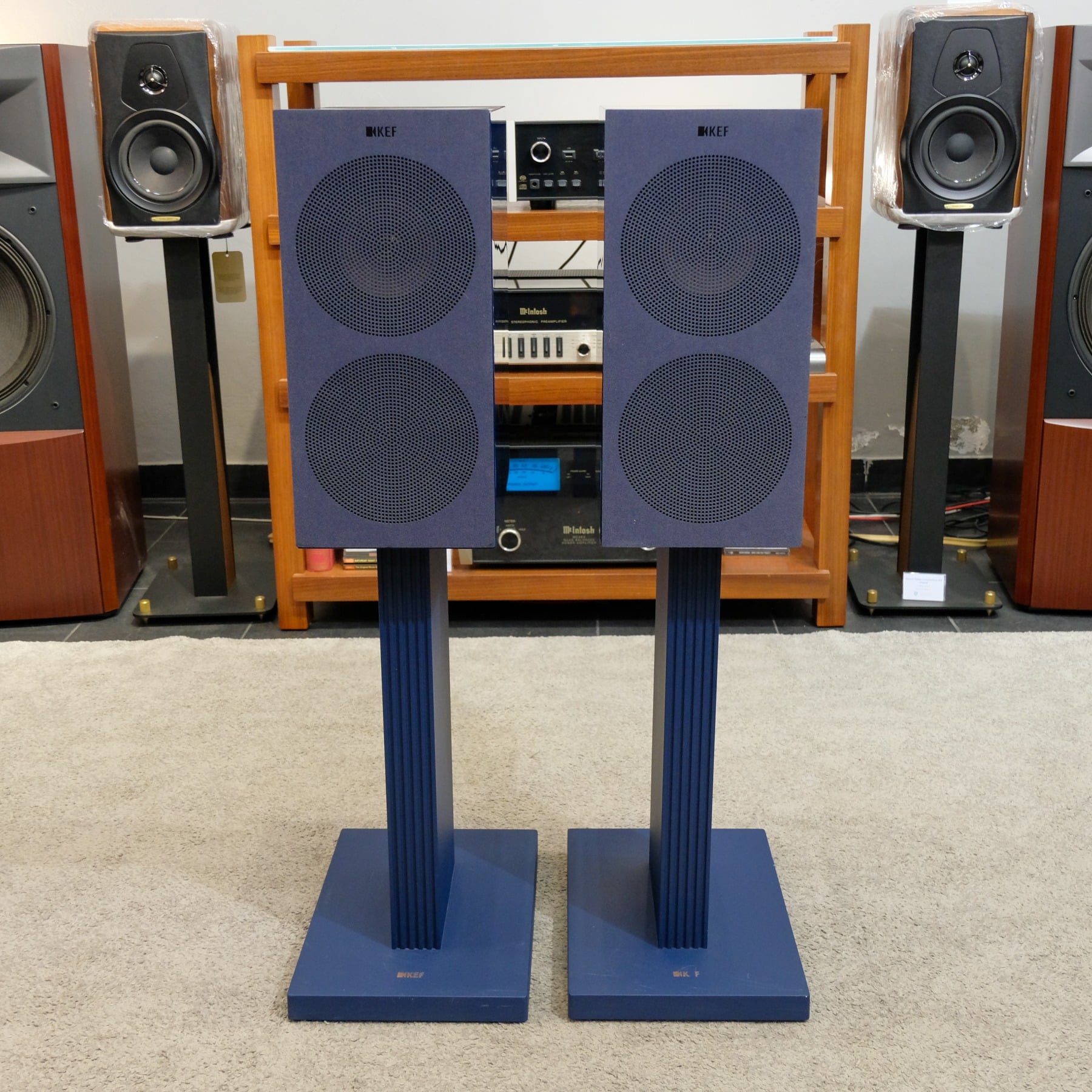 Kef R3 Meta con Kef S3 Stand