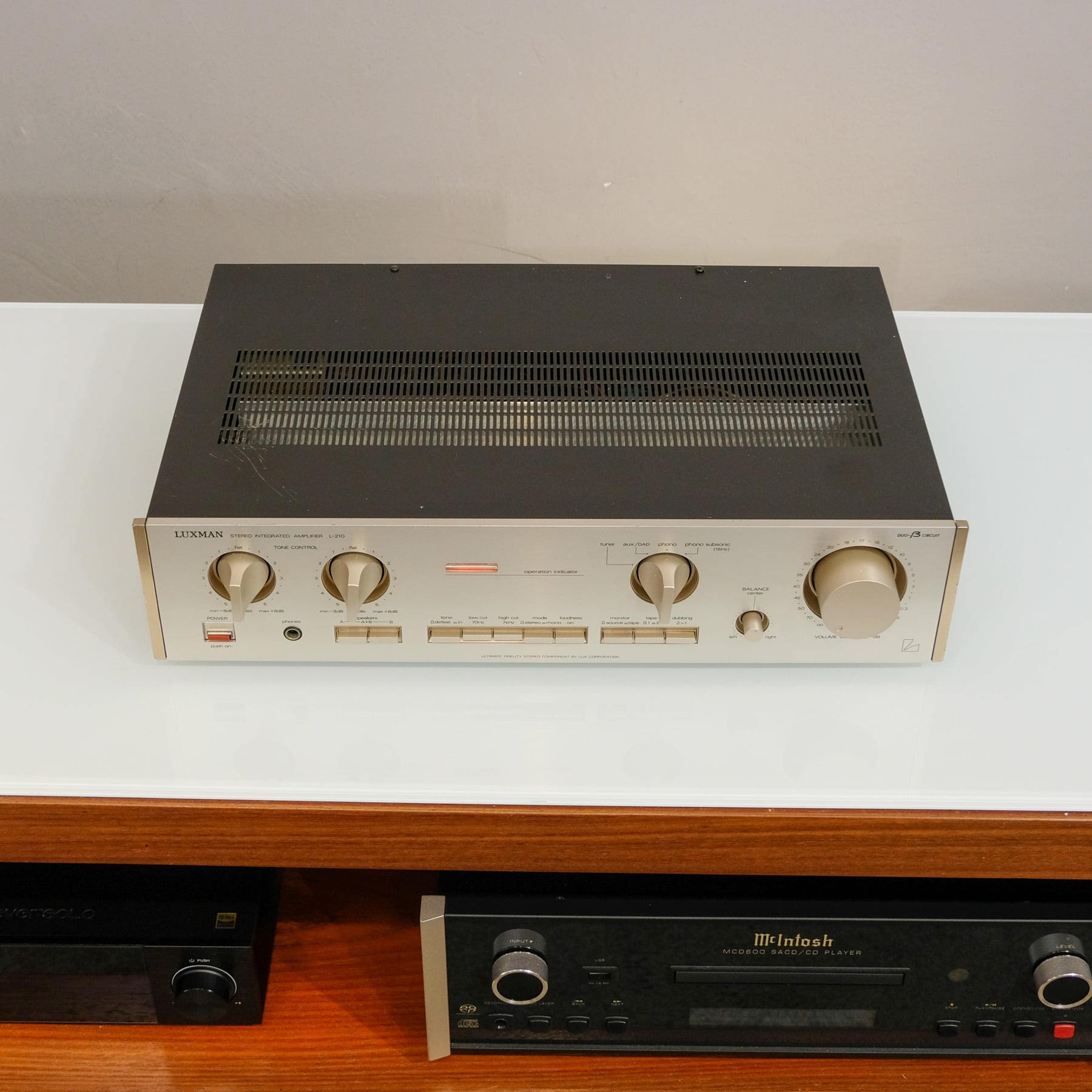 Luxman L-210