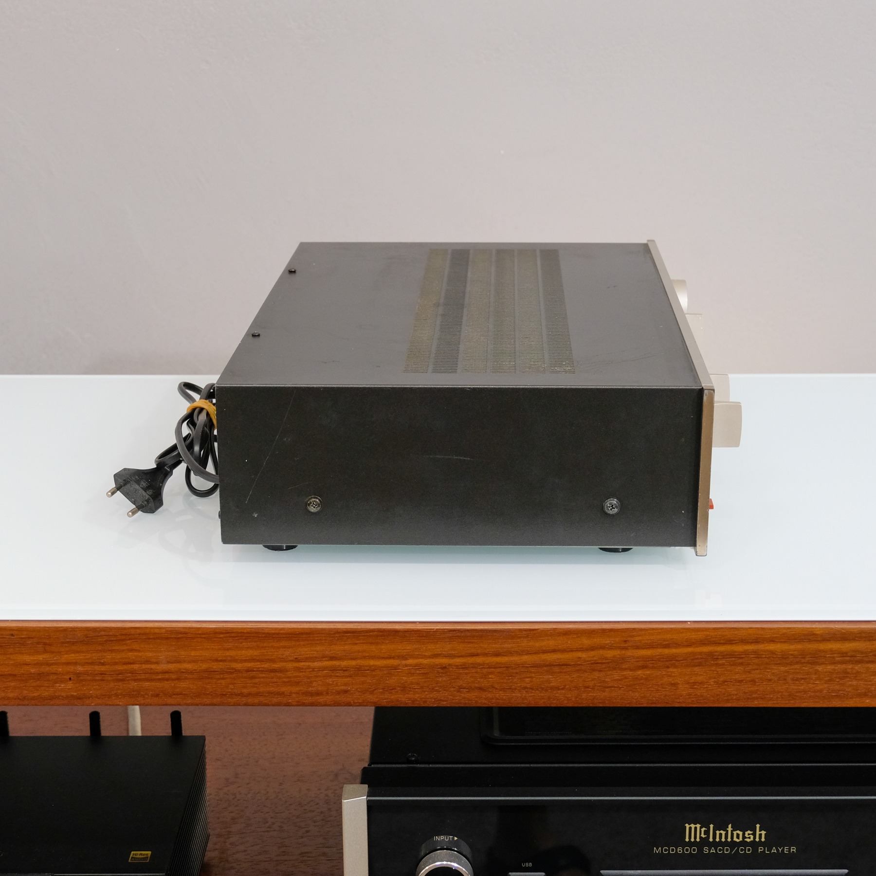 Luxman L-210