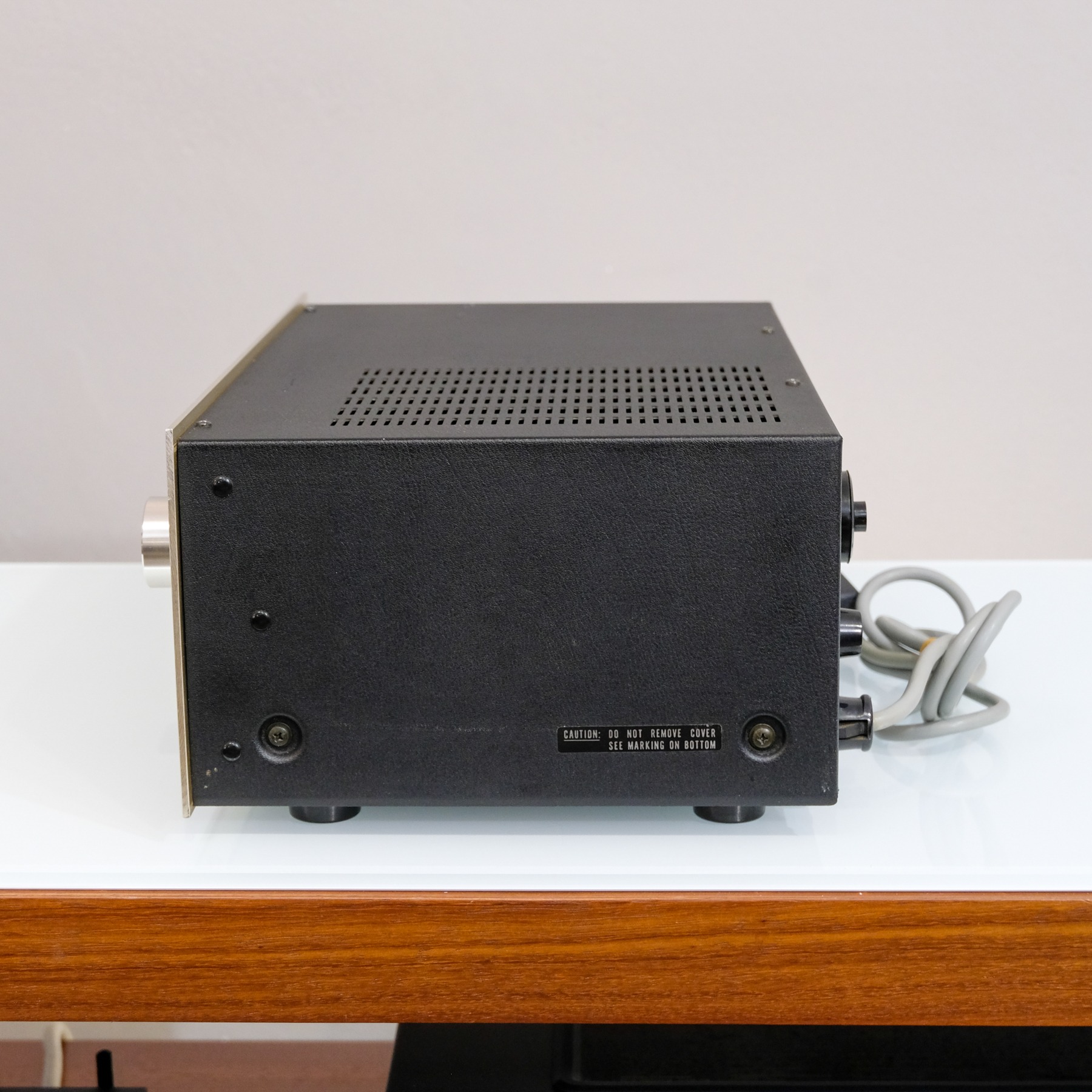 Marantz 1050