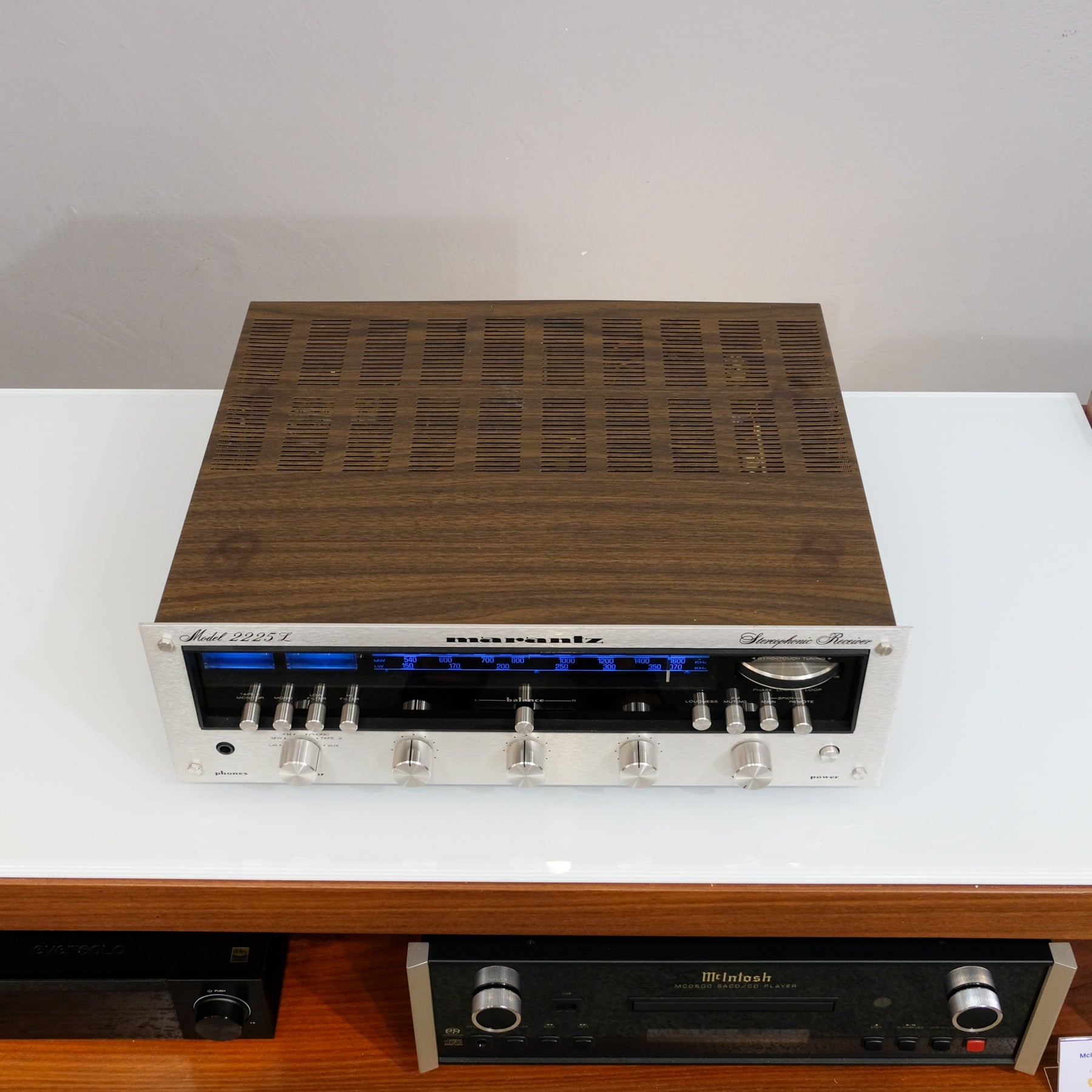 Marantz Model 2225L