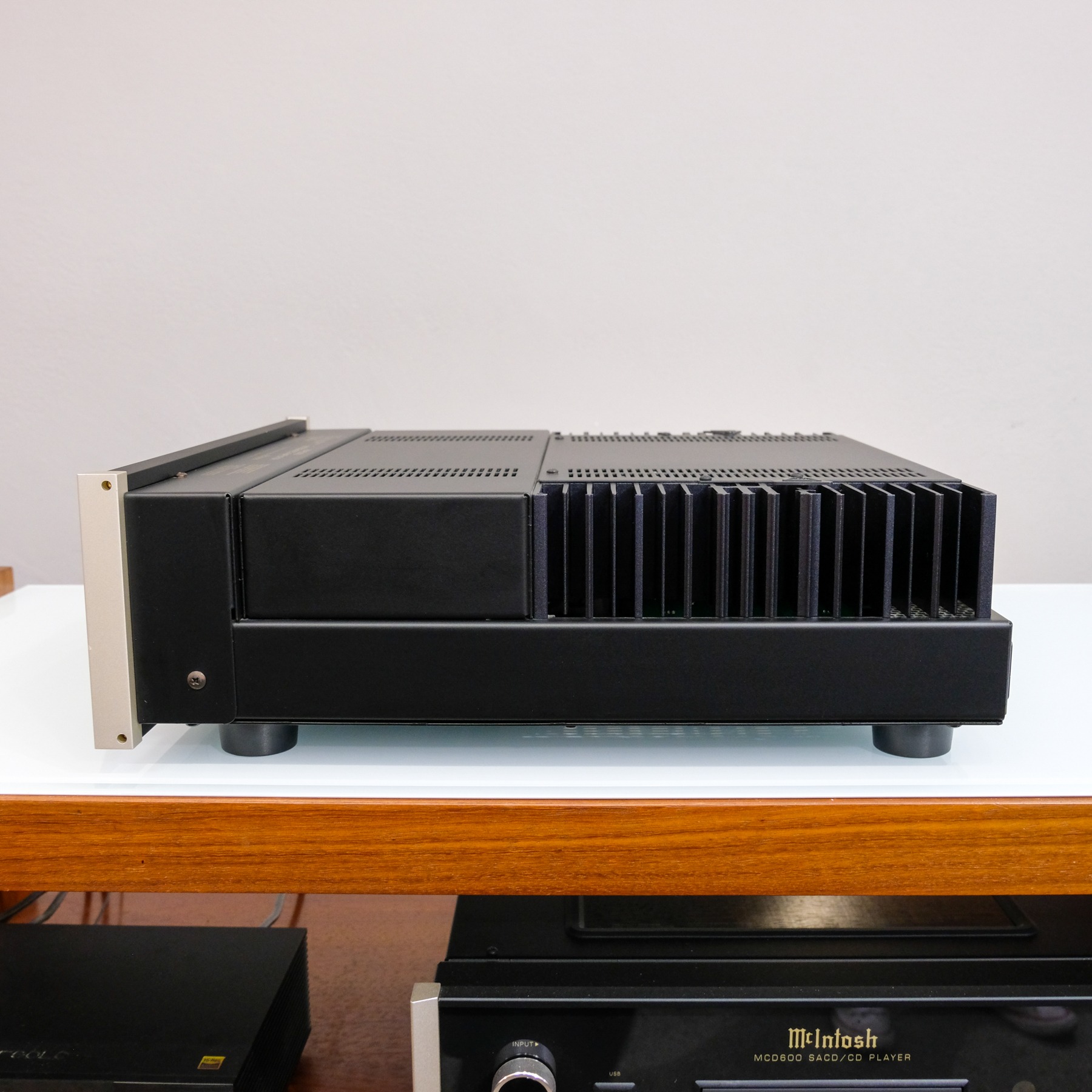 McIntosh MA5300