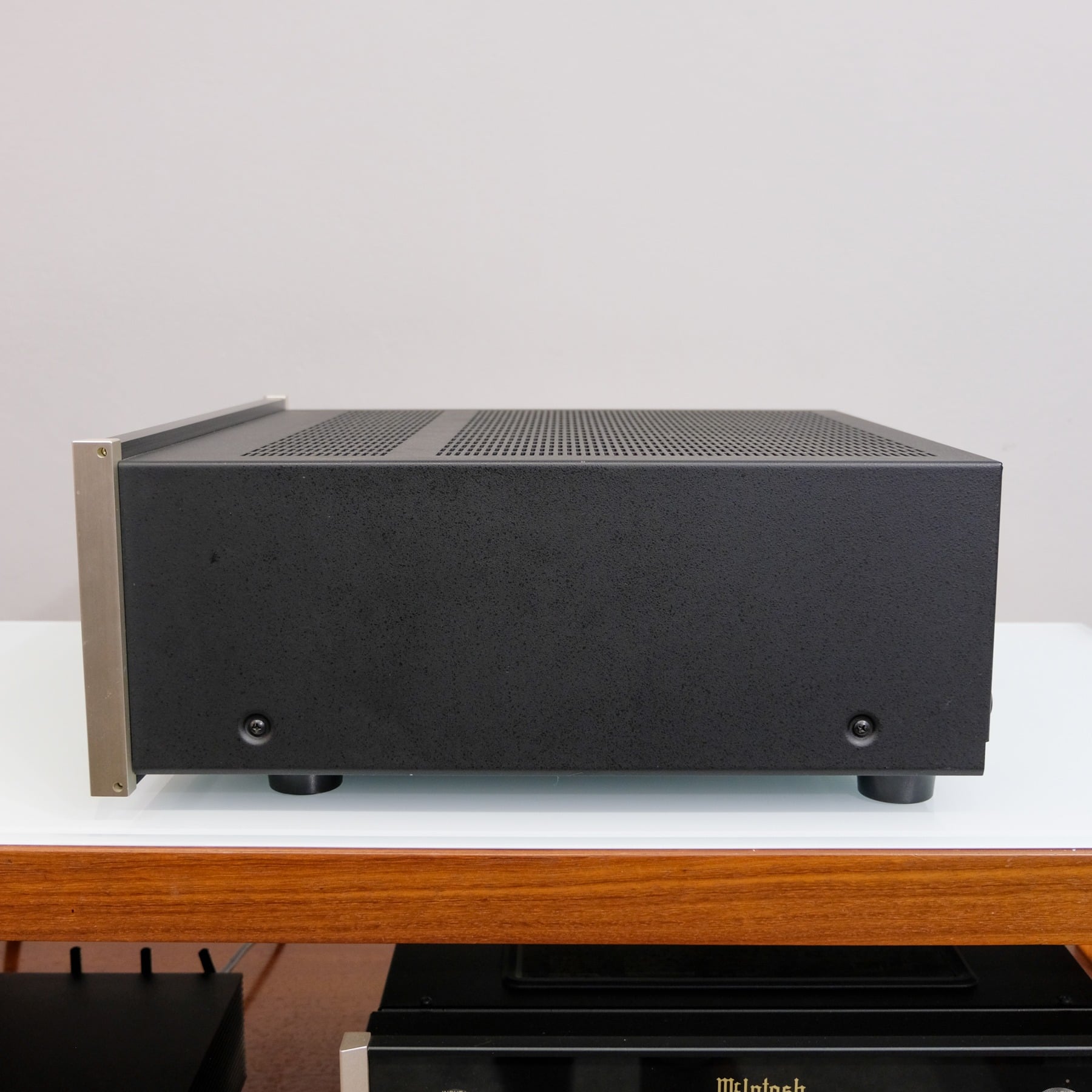 McIntosh MA6300