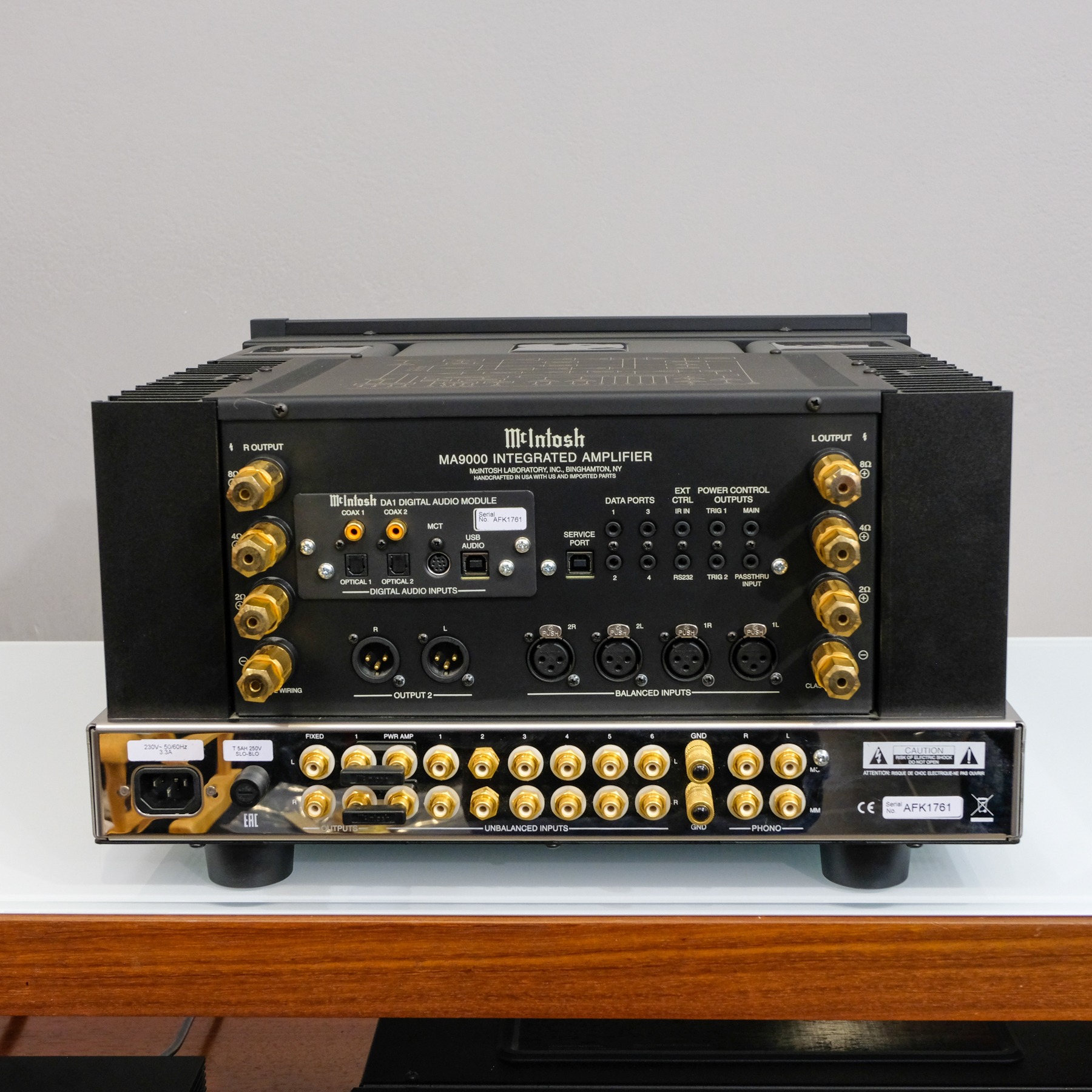 McIntosh MA9000