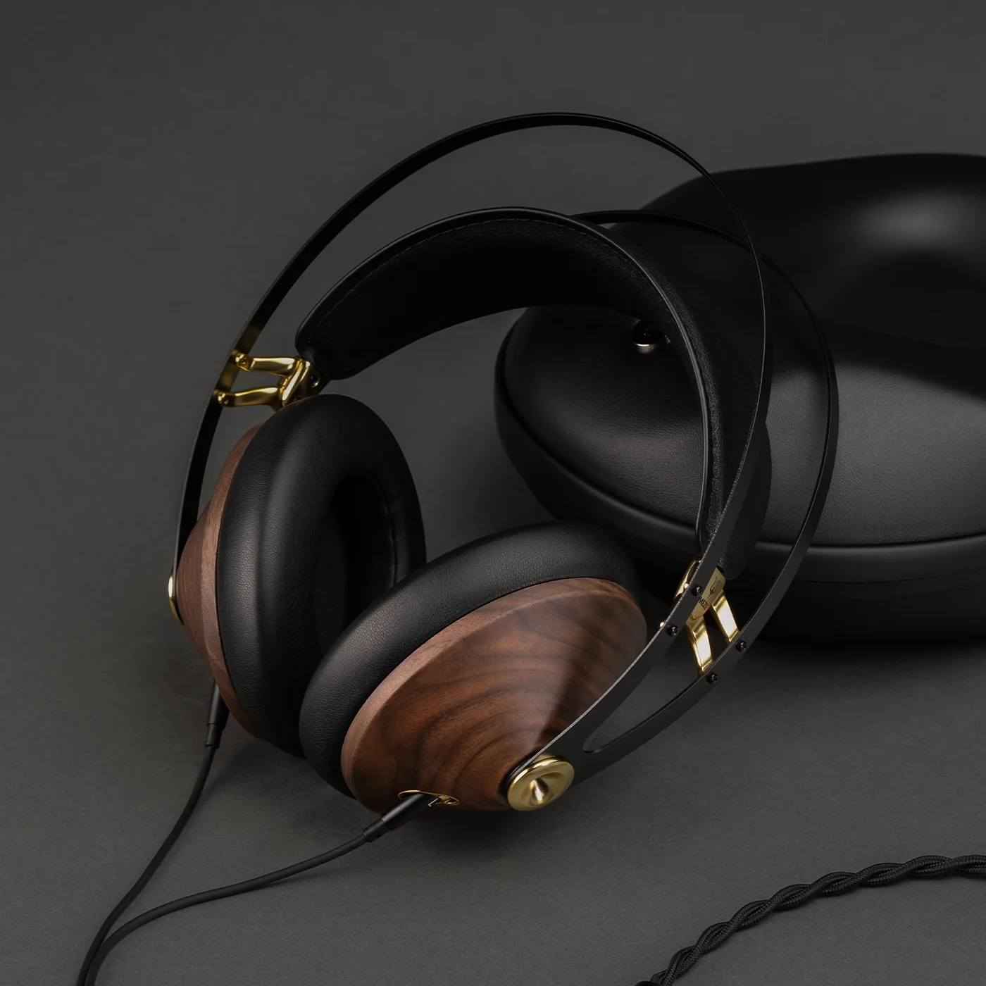 Meze Audio 99 Classics V2