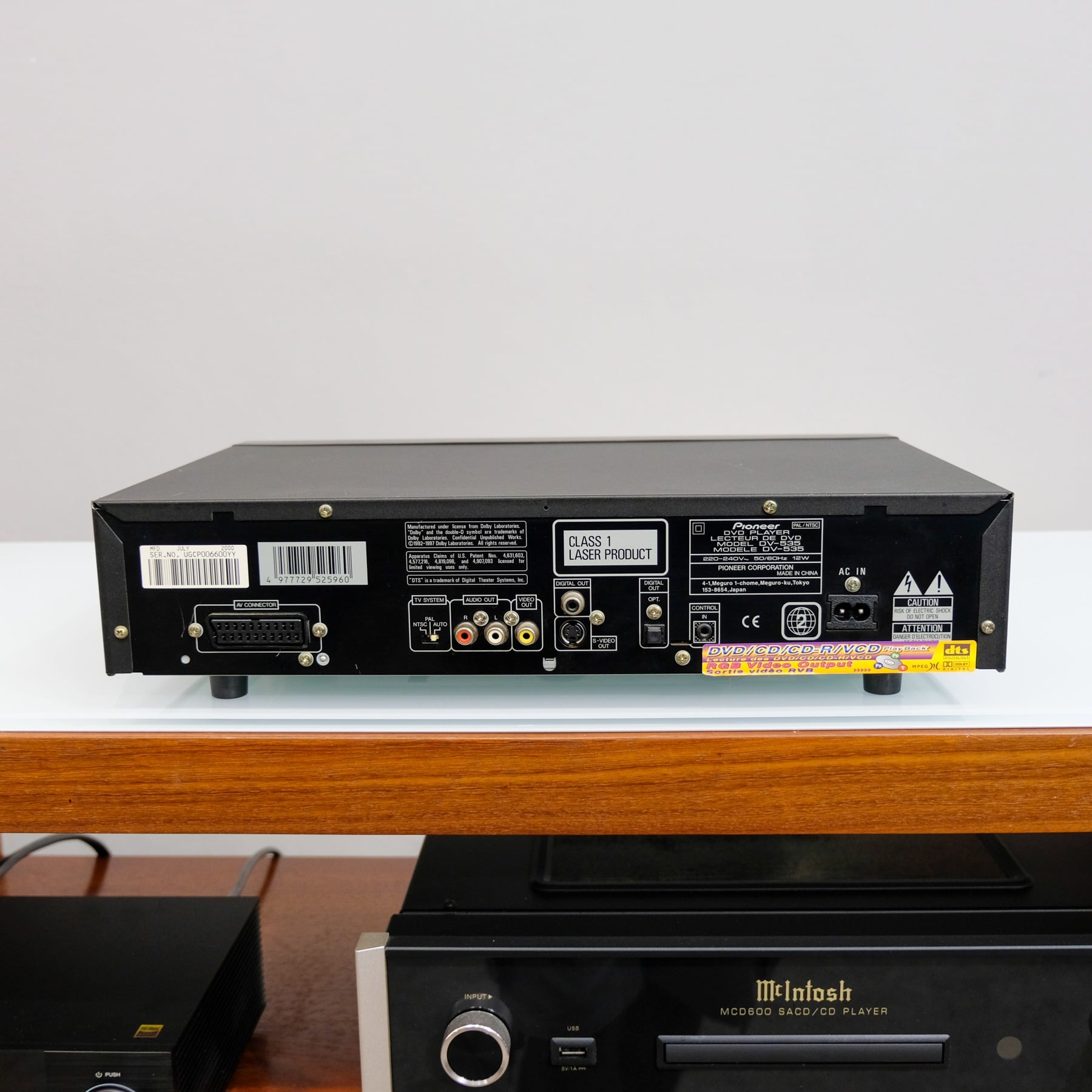 Pioneer DV-535