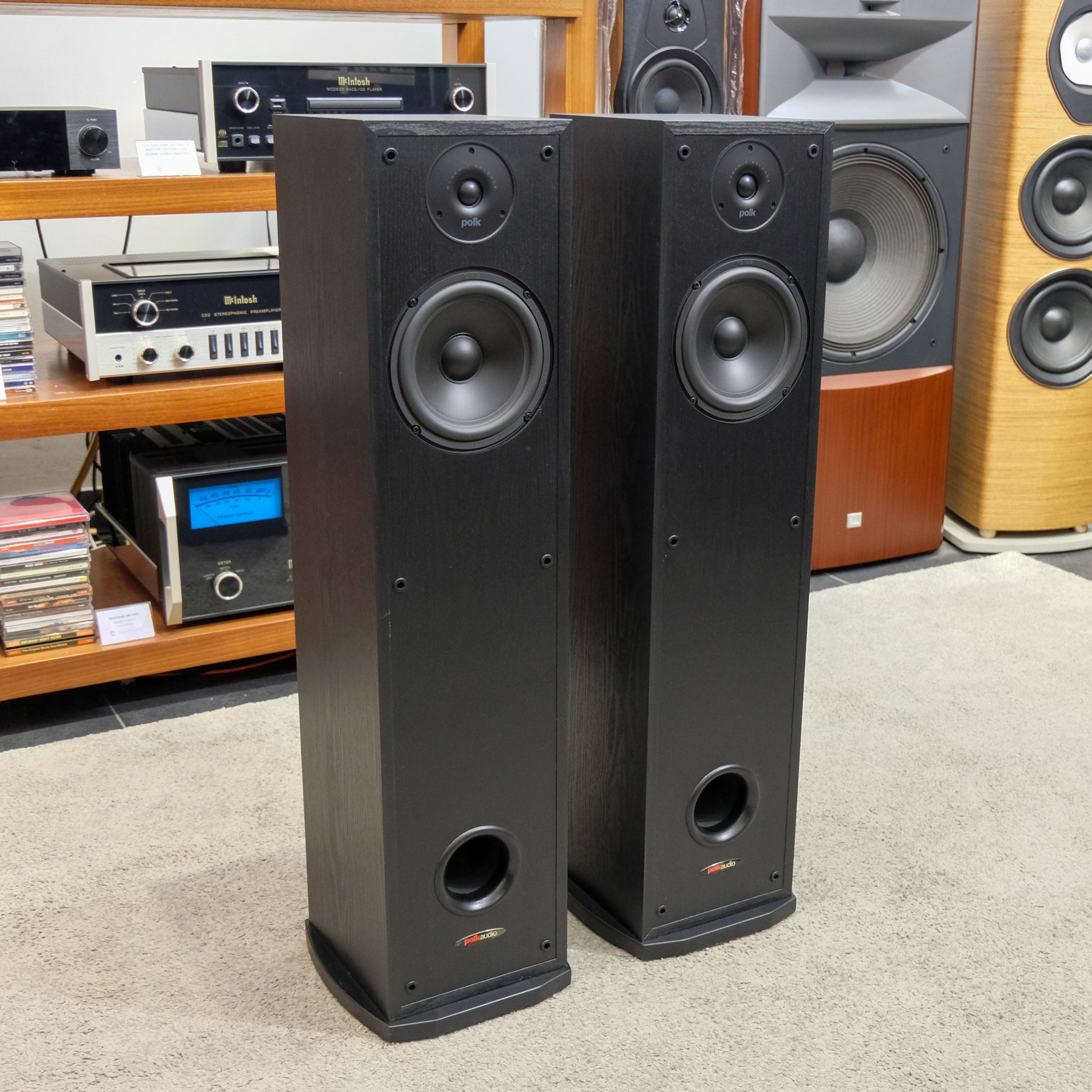 Polk Audio R30