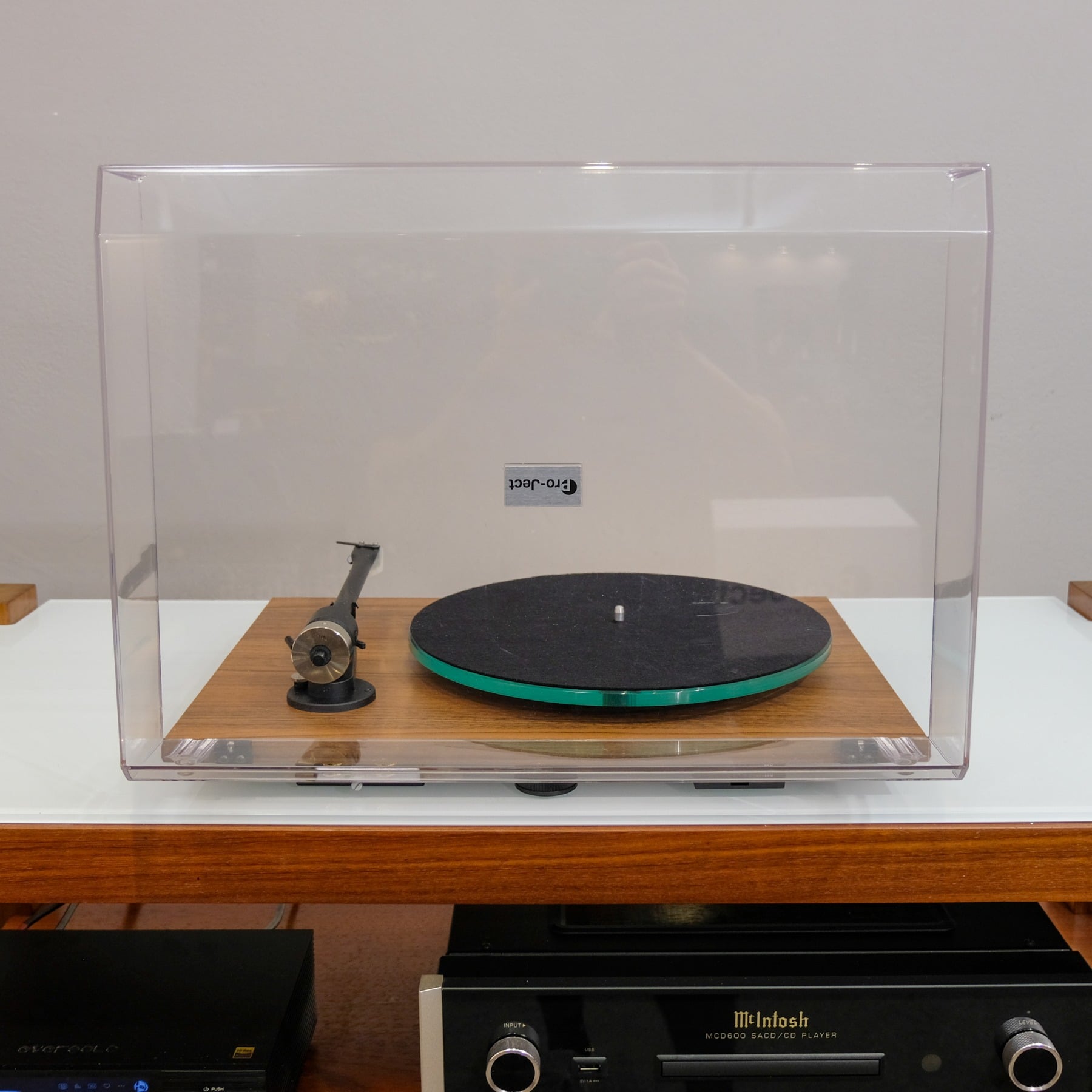 Pro-Ject T2
