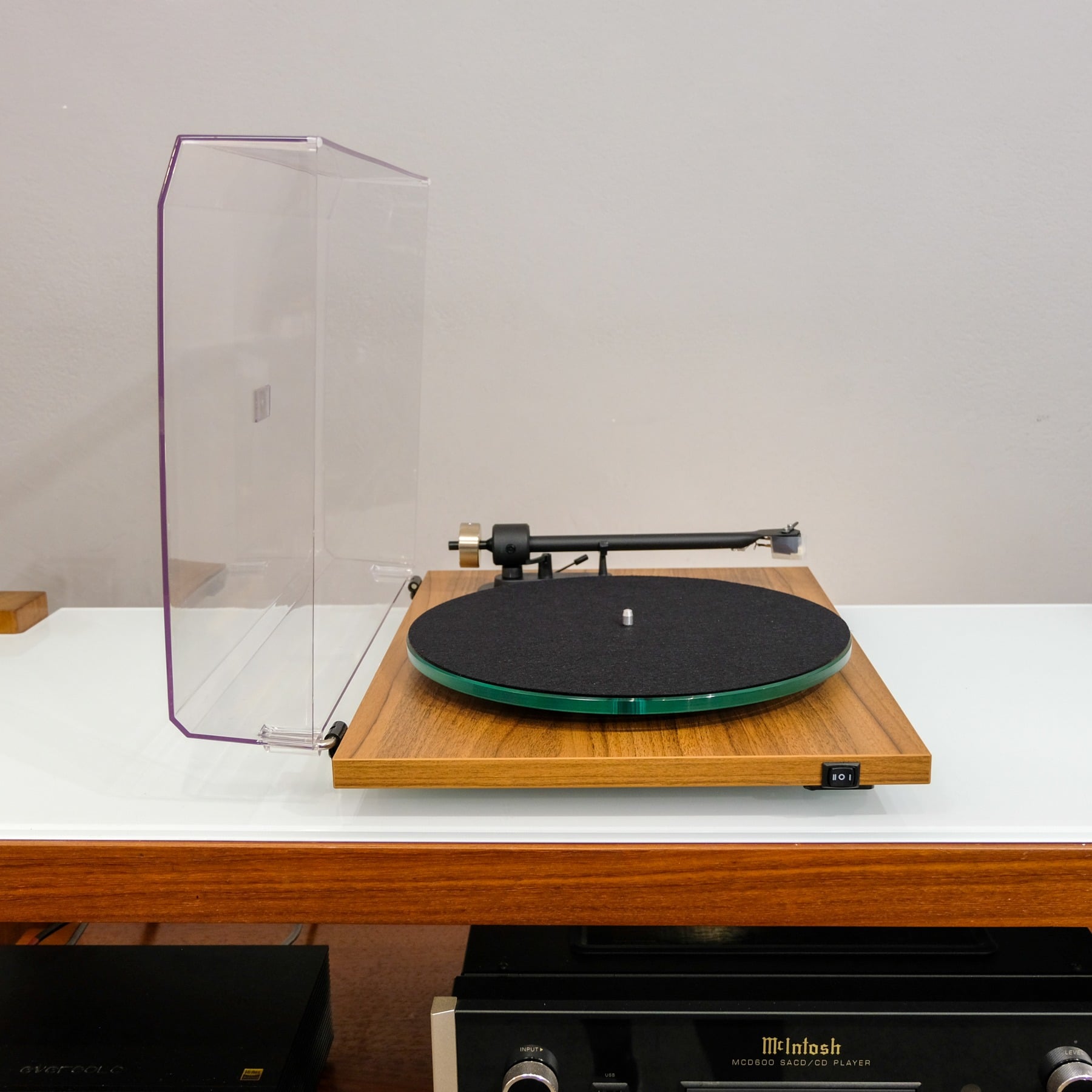 Pro-Ject T2