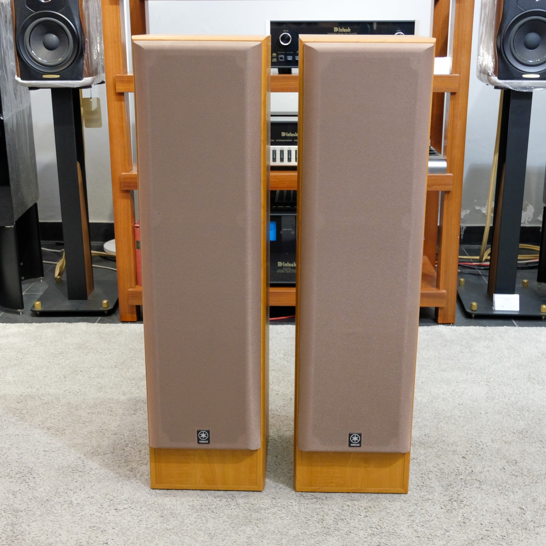Yamaha NS-45E