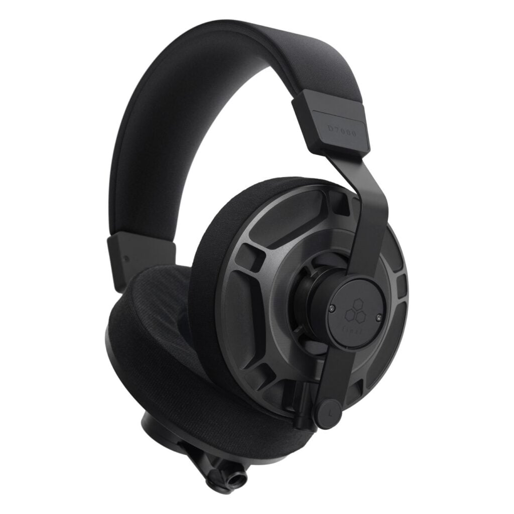 Final Audio D7000