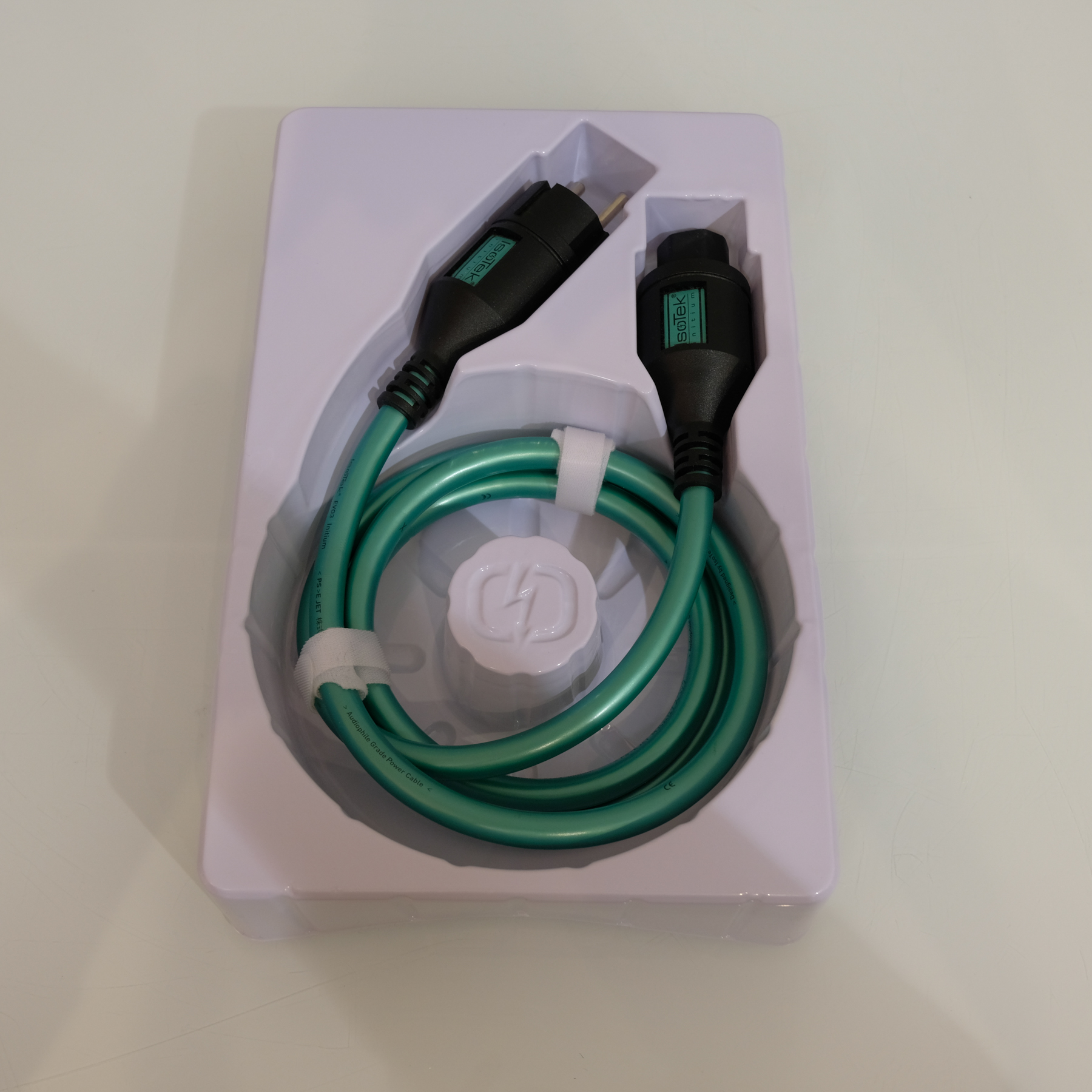 IsoTek V5 Corvus + EVO3 Initium 1,5m