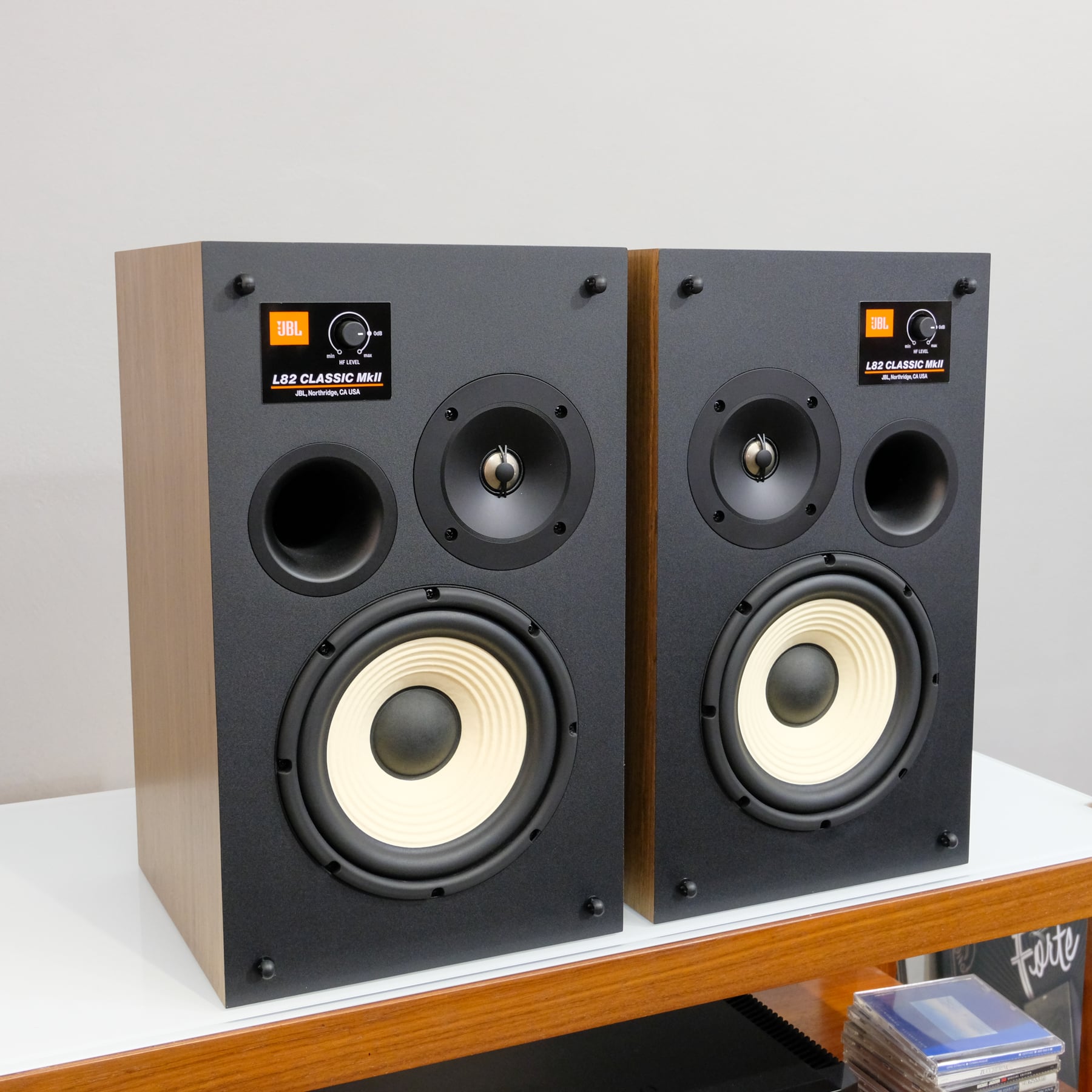 JBL L82 Classic MKII