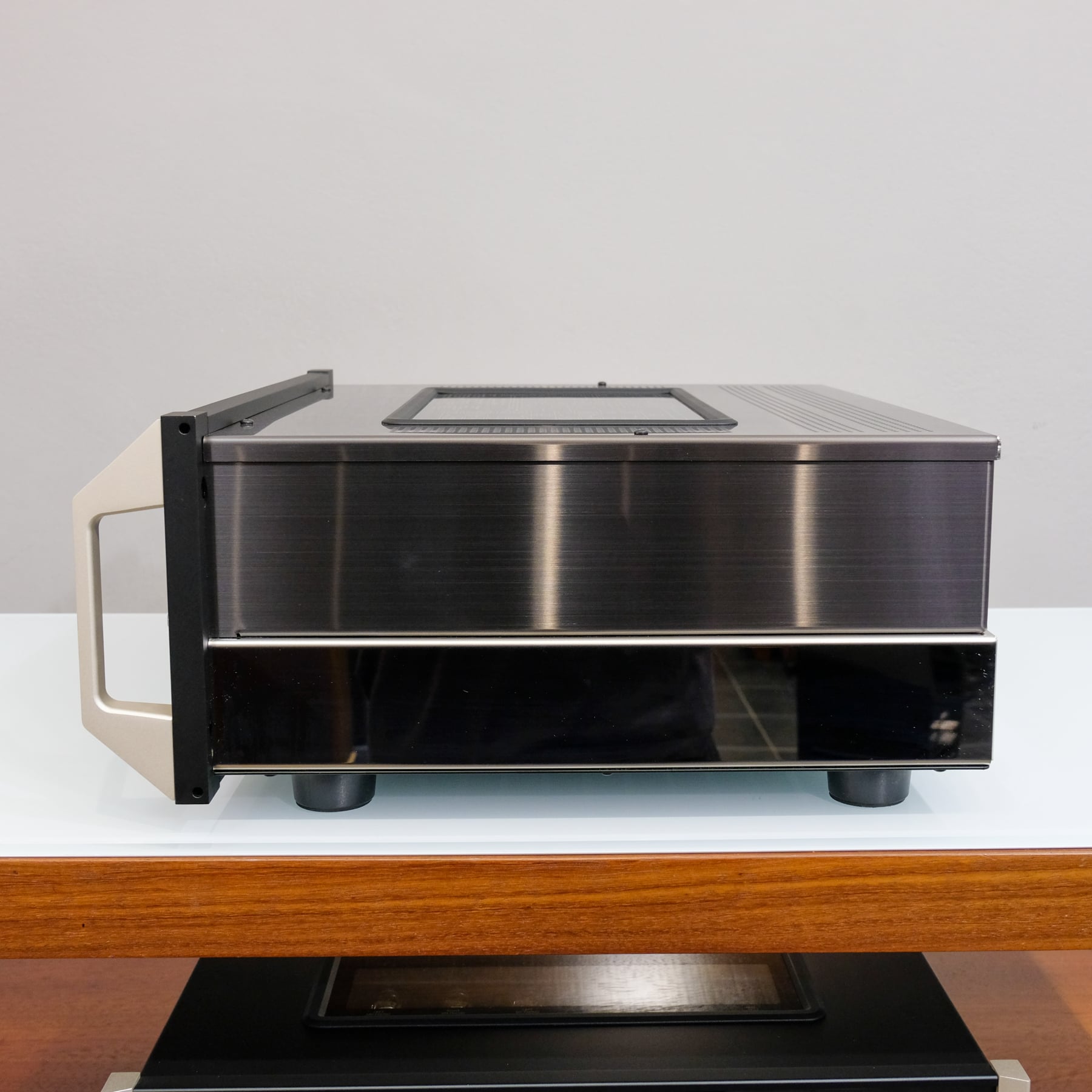 McIntosh MCD12000