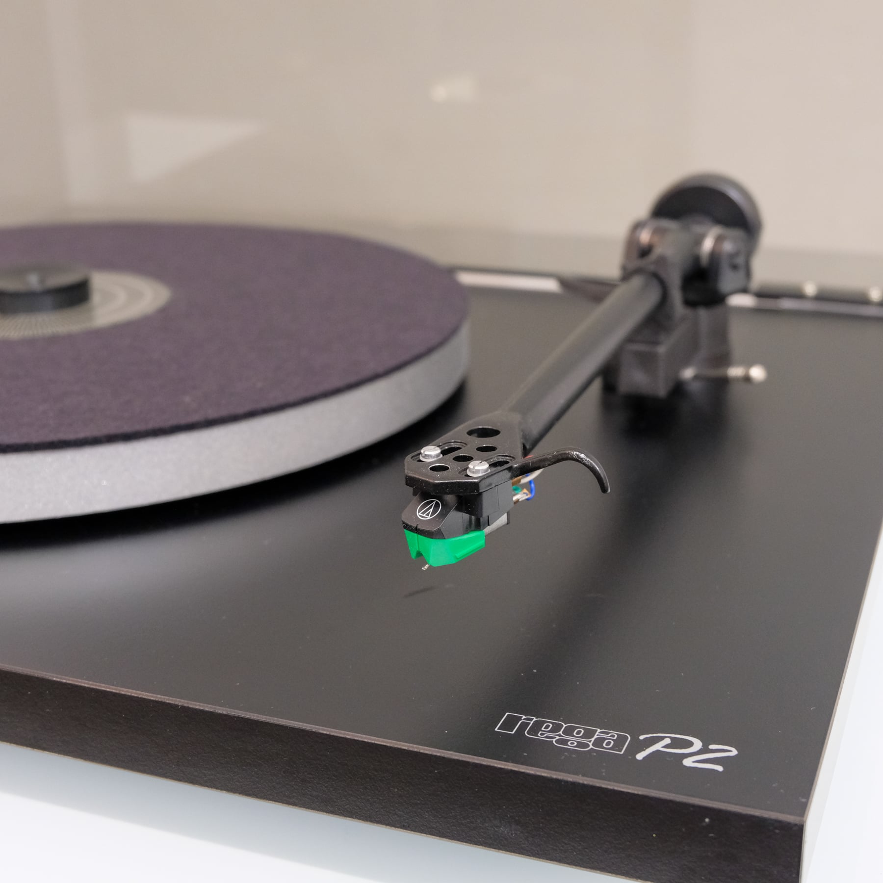 Rega P2