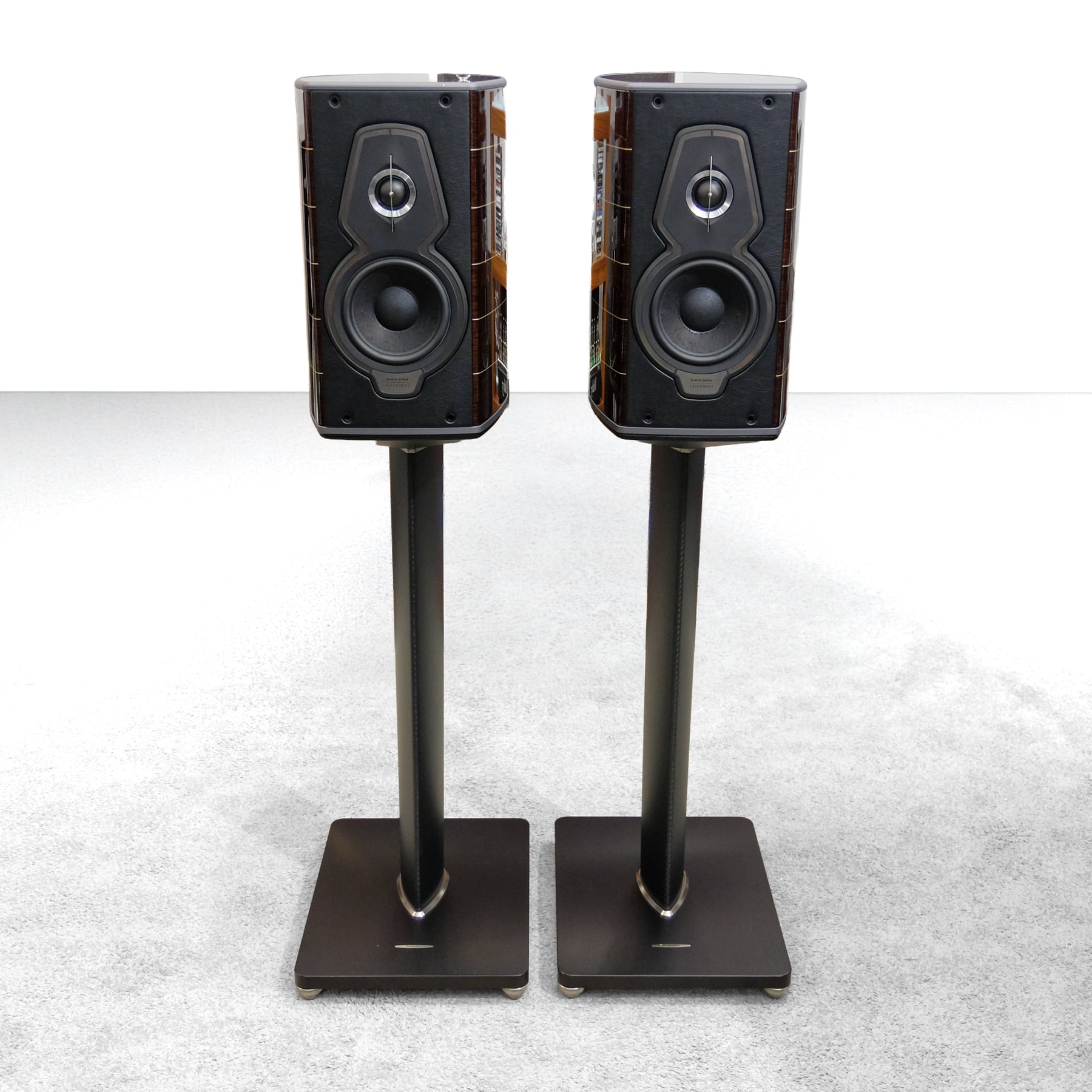 Sonus faber Guarneri 5G Homage + Stand