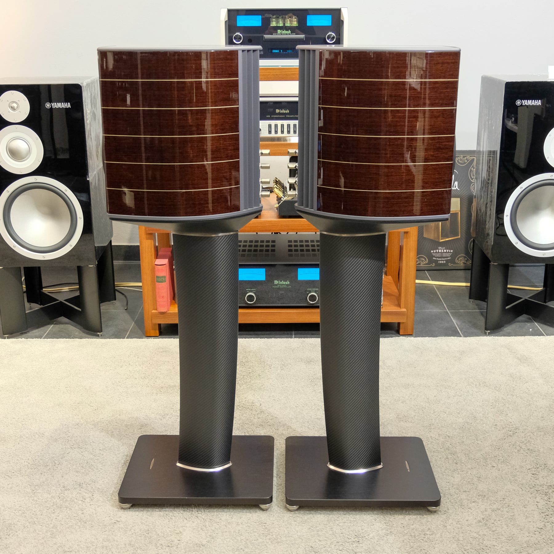 Sonus faber Guarneri 5G Homage + Stand