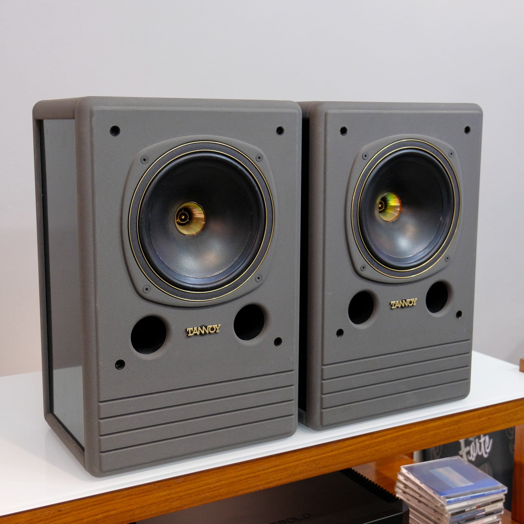 Tannoy System 8