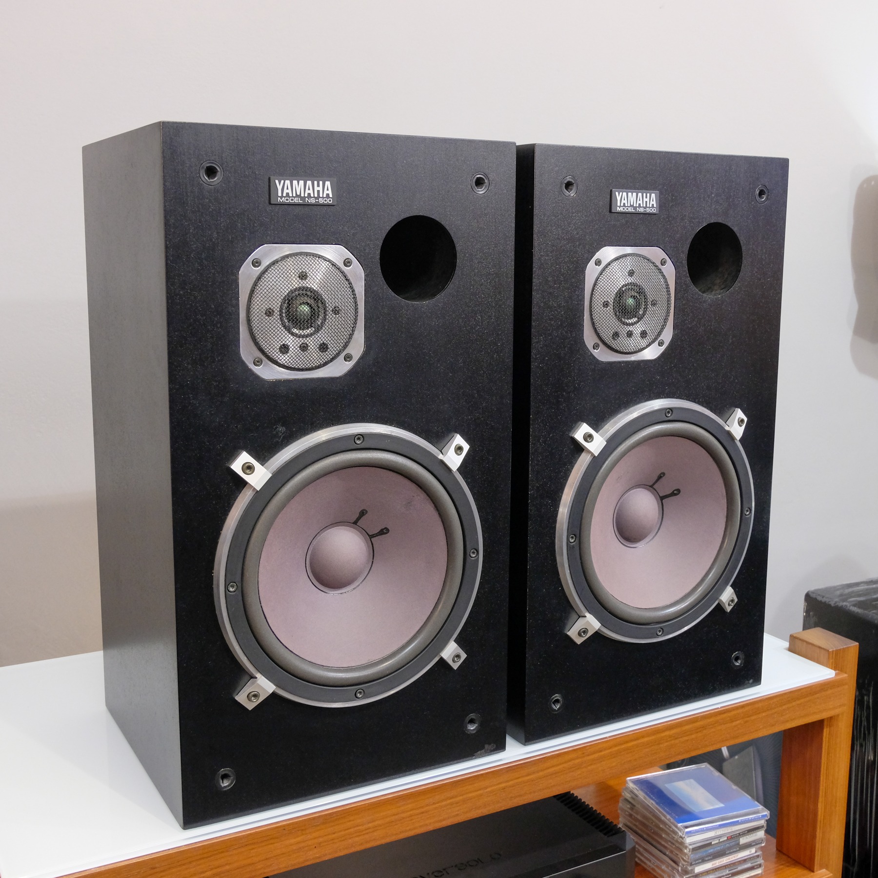 Yamaha NS-500