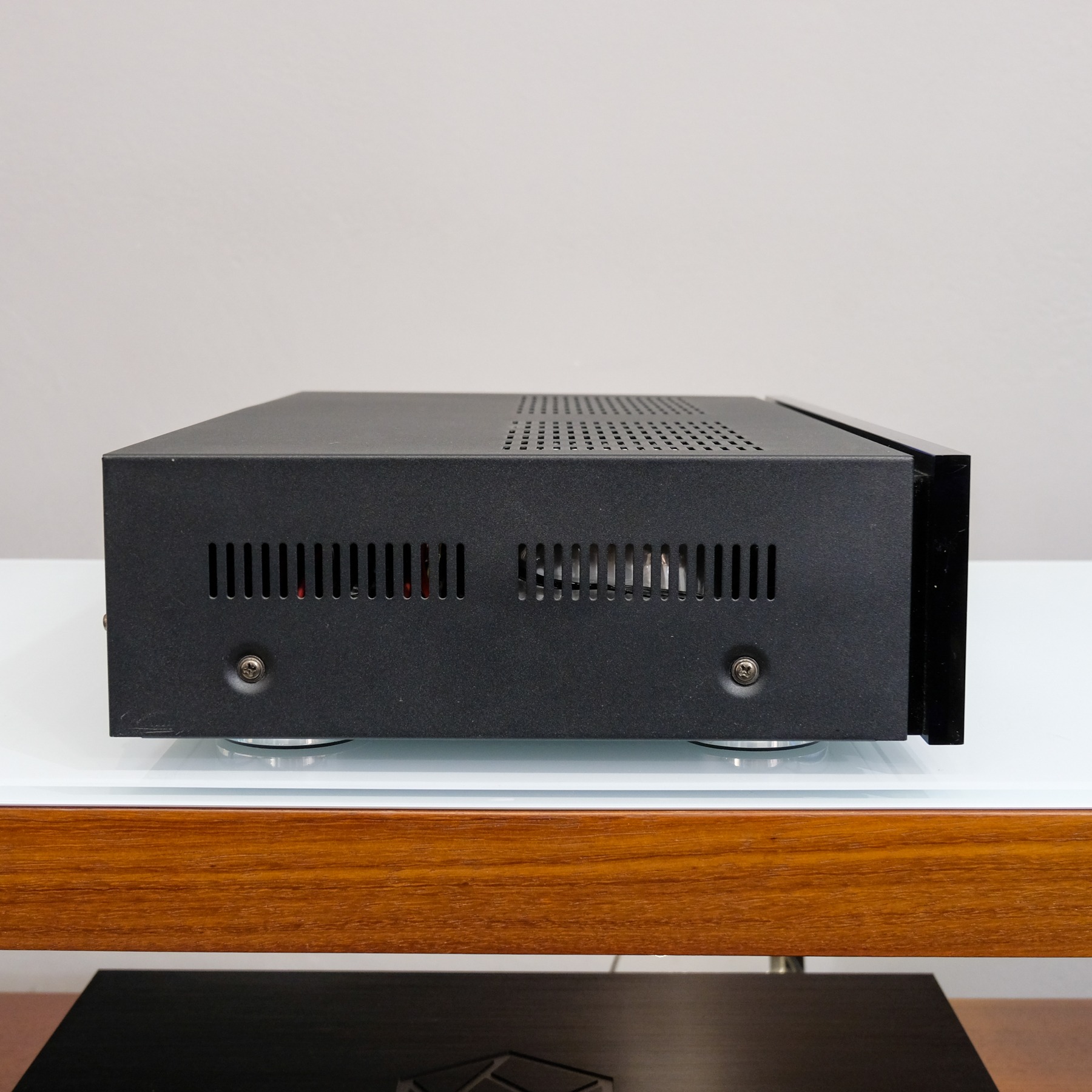 Advance Acoustic X-i60