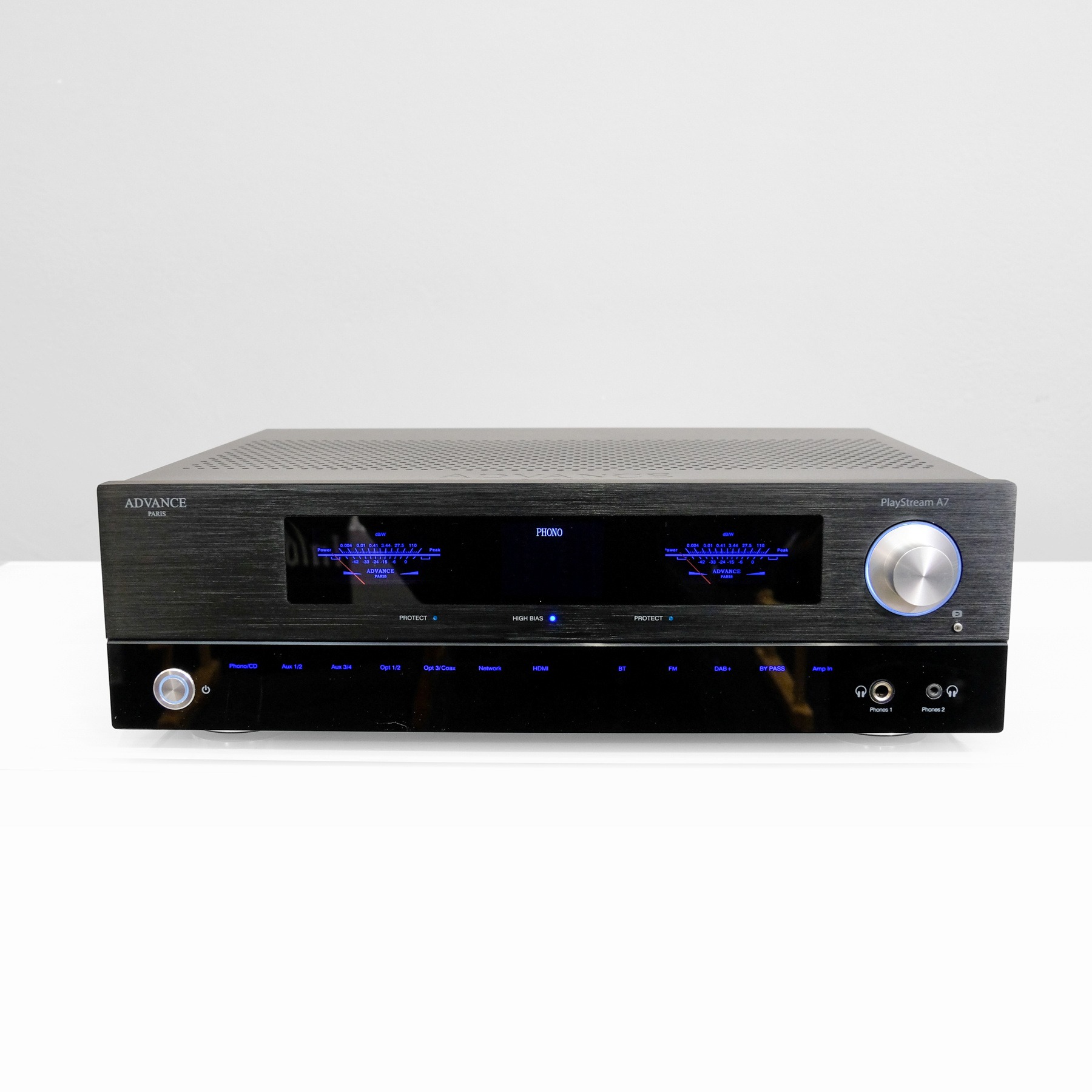 Advance Paris PlayStream A7