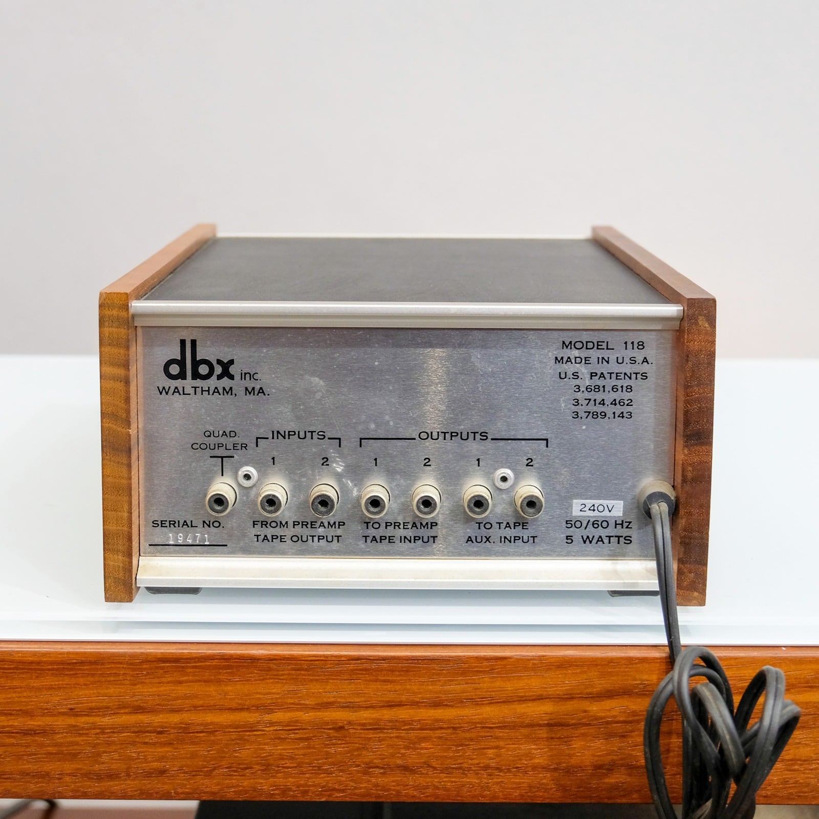 dbx 118