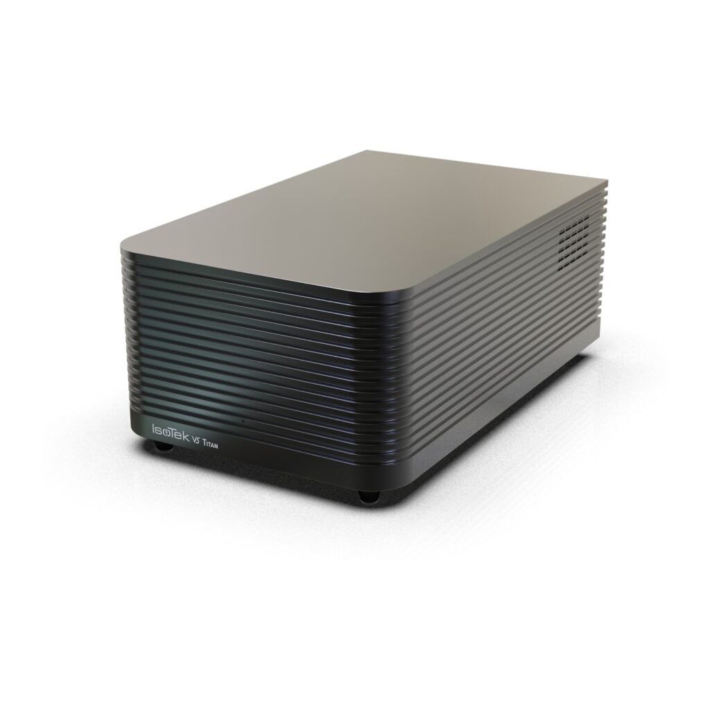 IsoTek V5 Titan