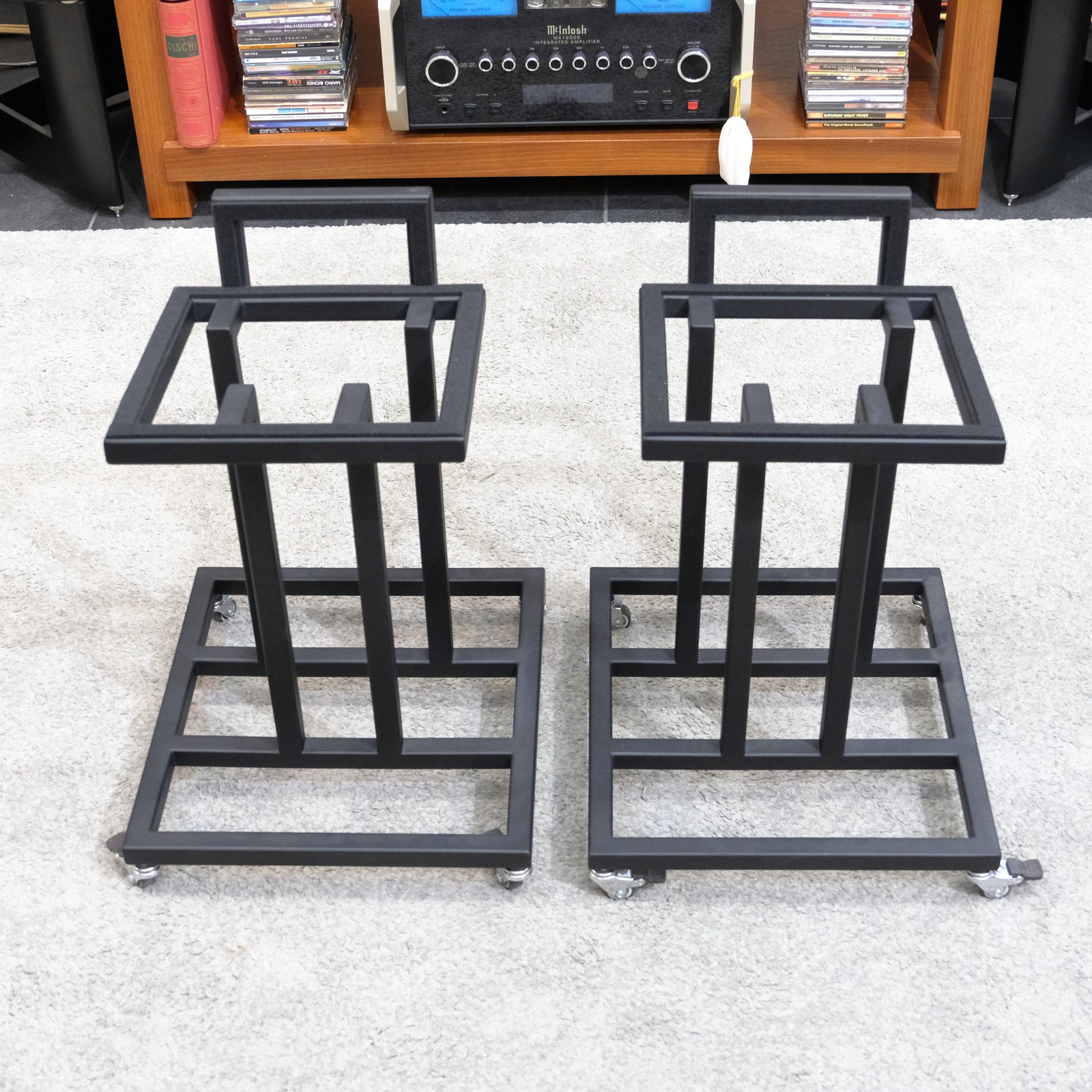 JBL JS-80 stand con rotelle