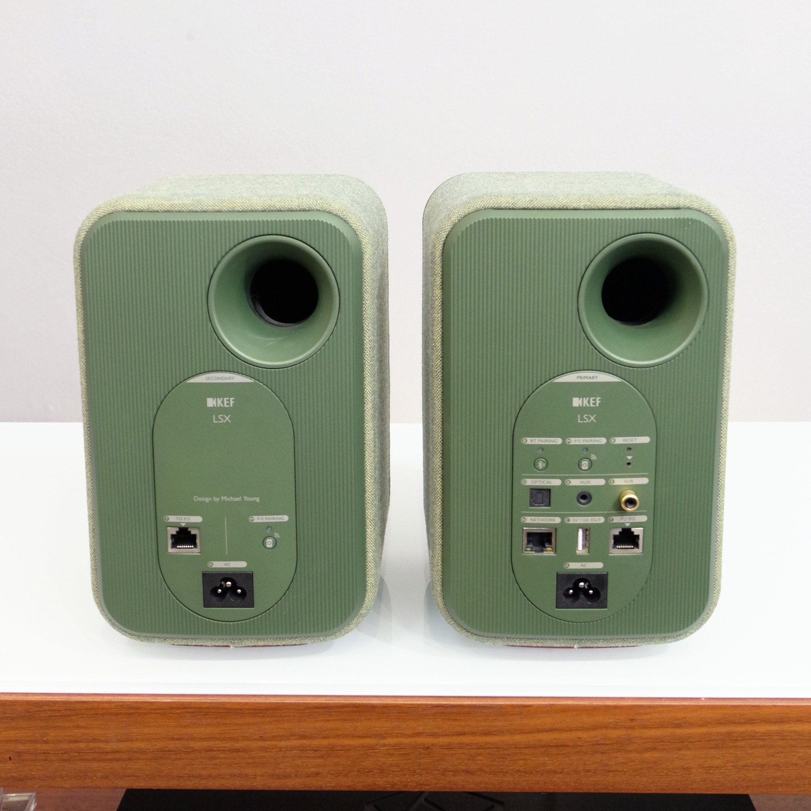 KEF LSX