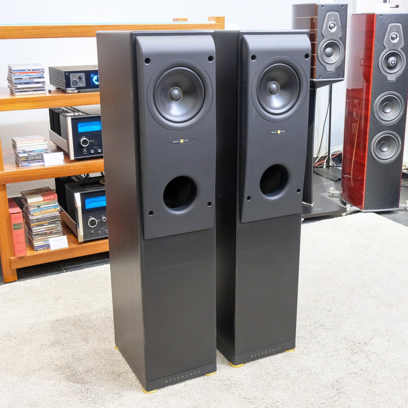 KEF Reference Model Two