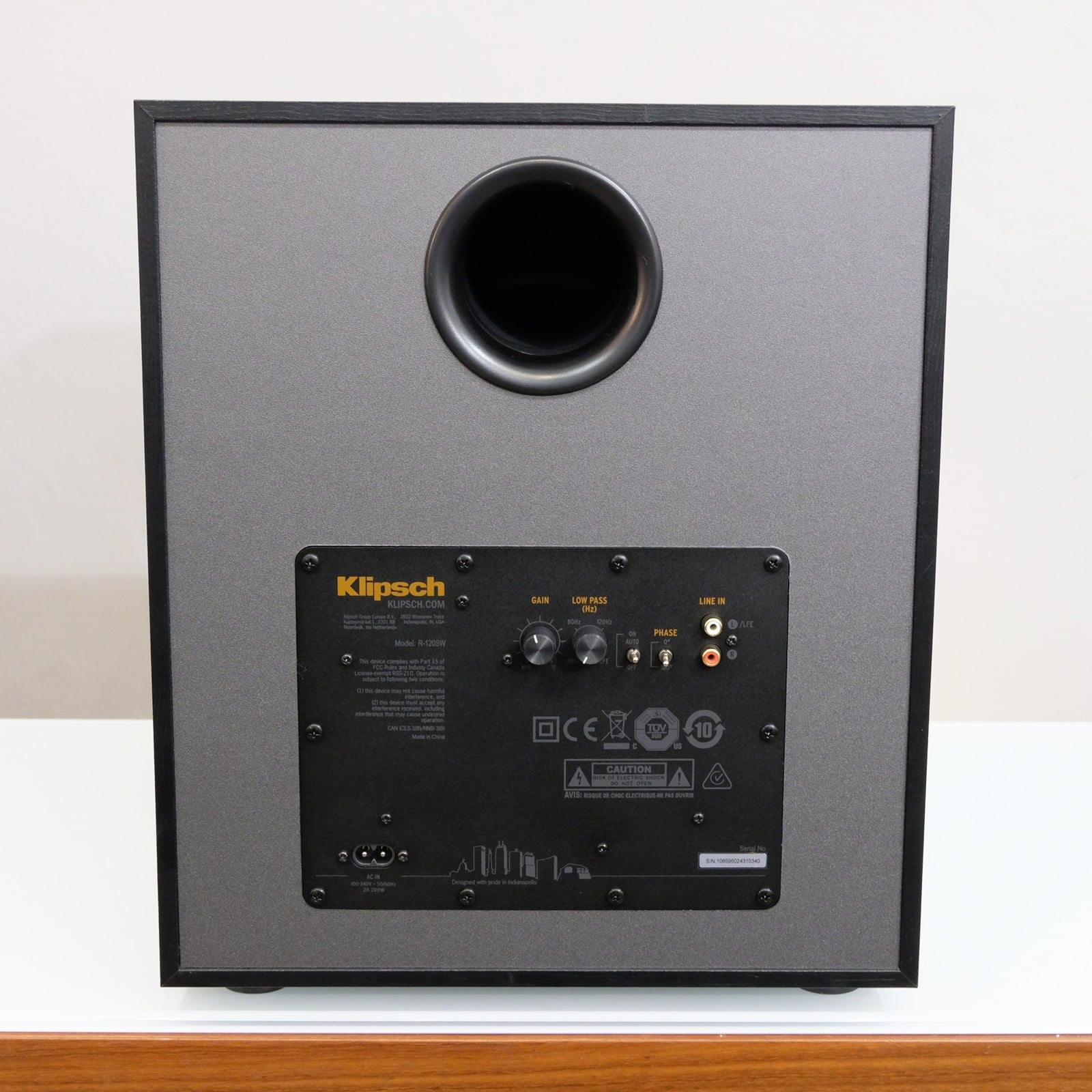 Klipsch R-120SW