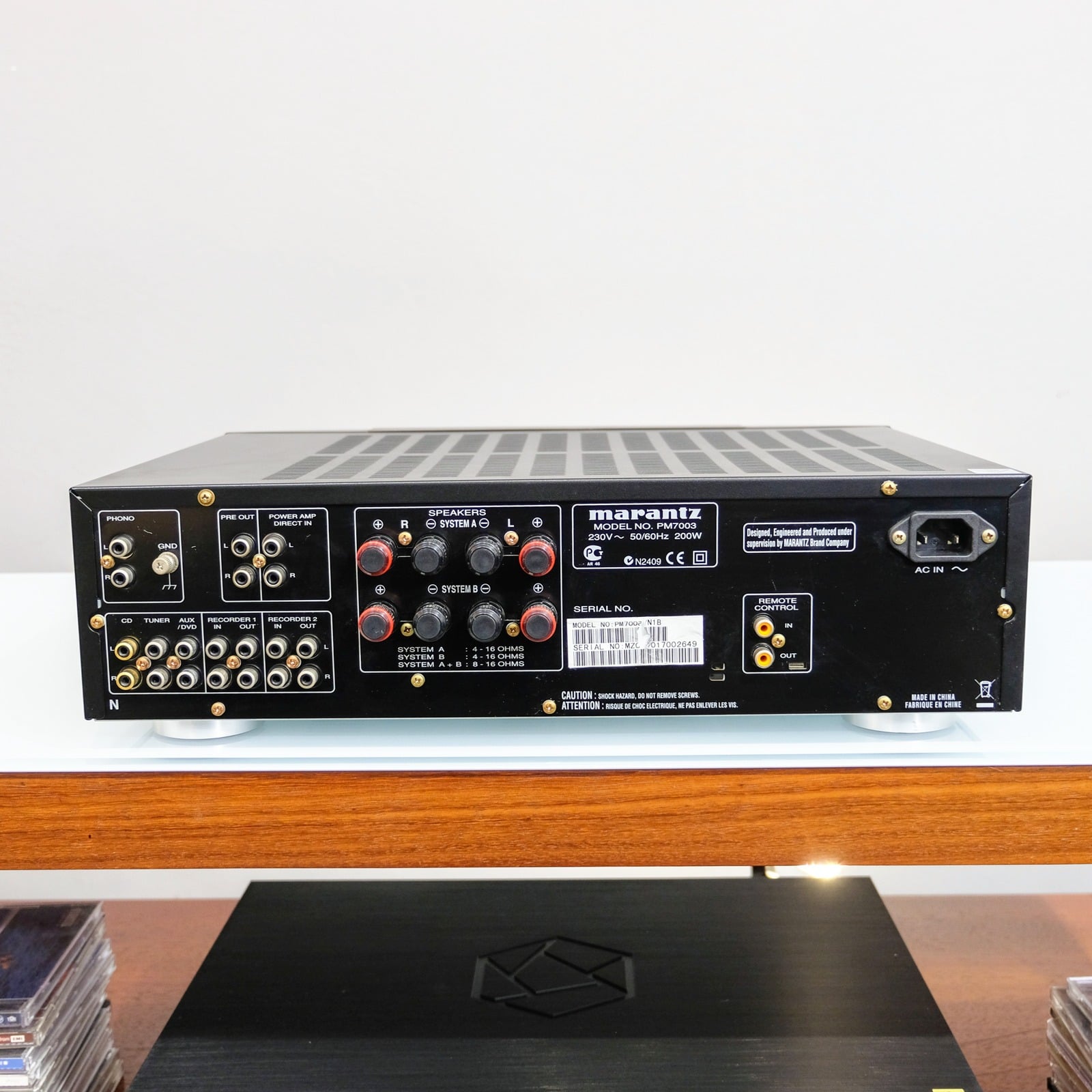Marantz PM7003