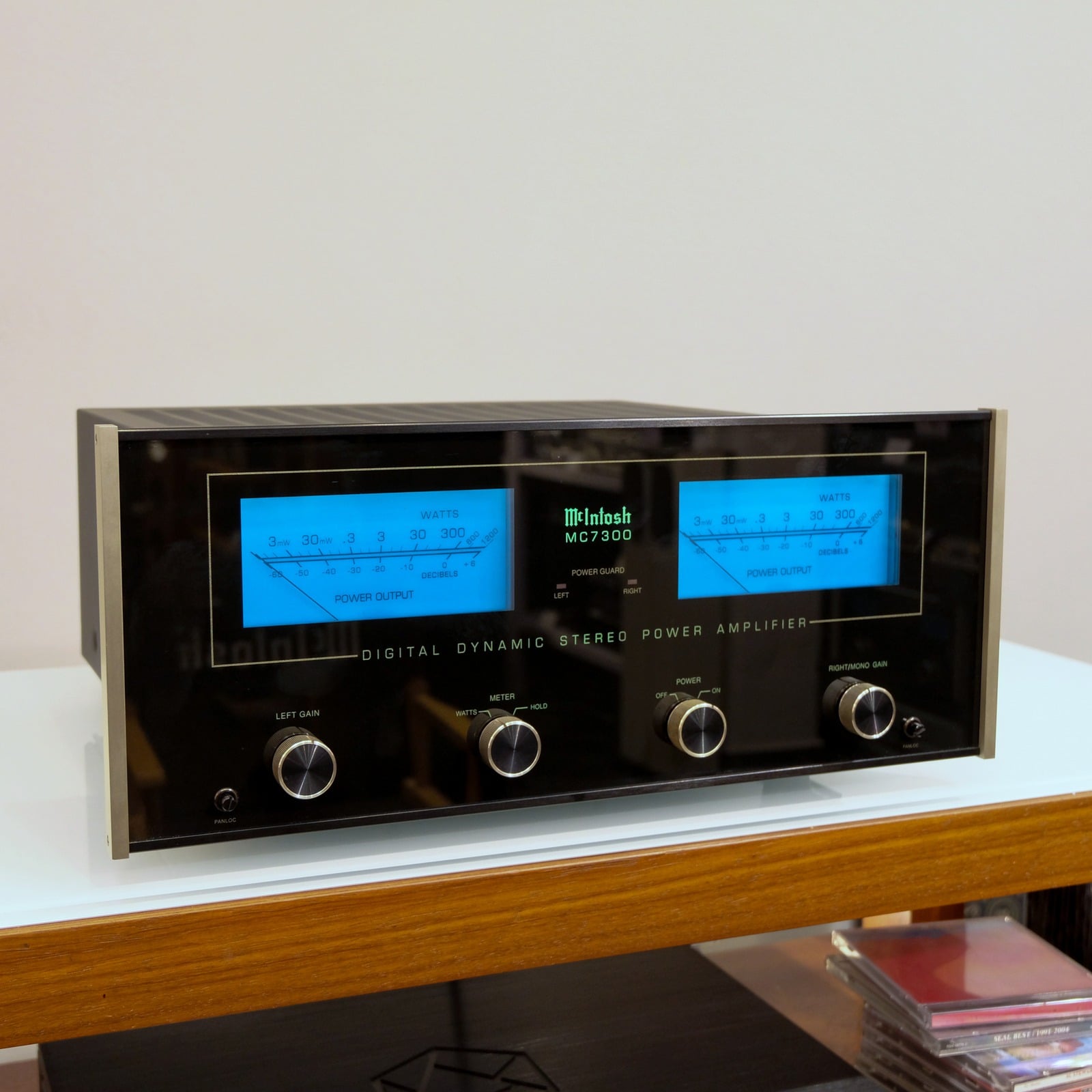 McIntosh MC7300