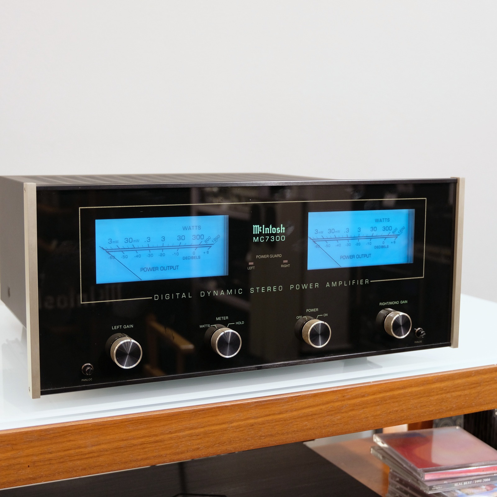 McIntosh MC7300