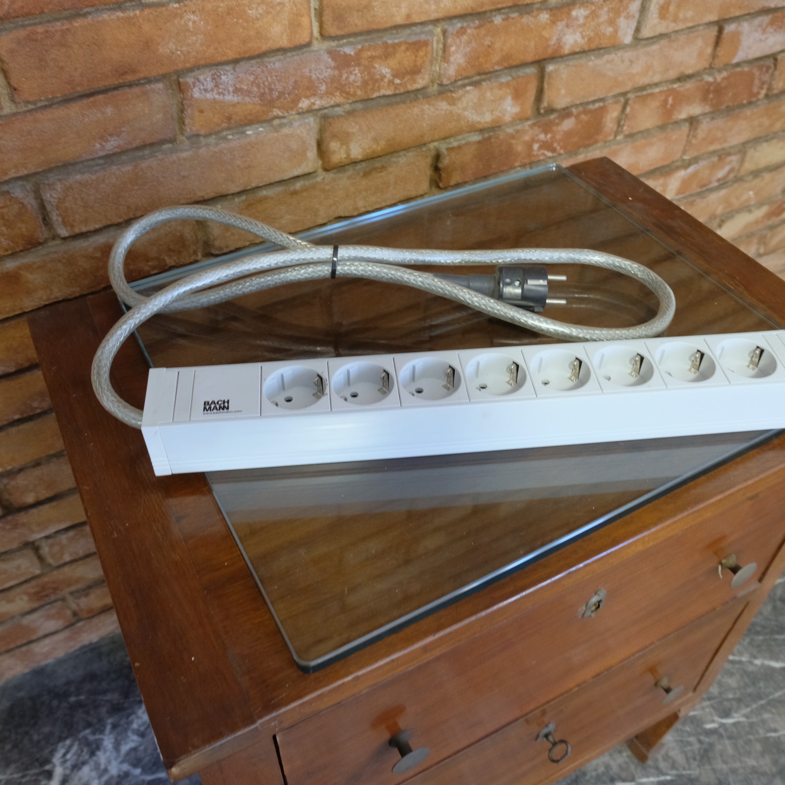 Multipresa 8 posti con cavo SB3 Audiocostruzioni