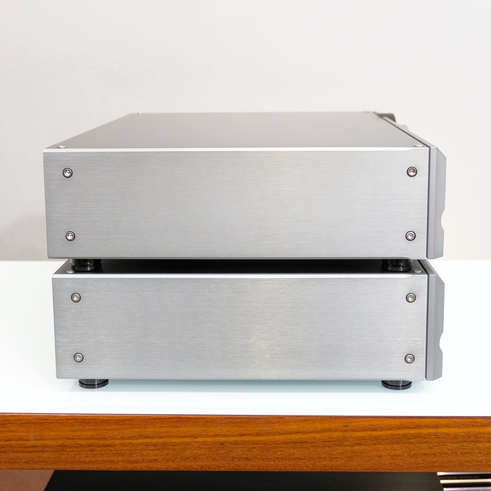 Pass Labs XP-20
