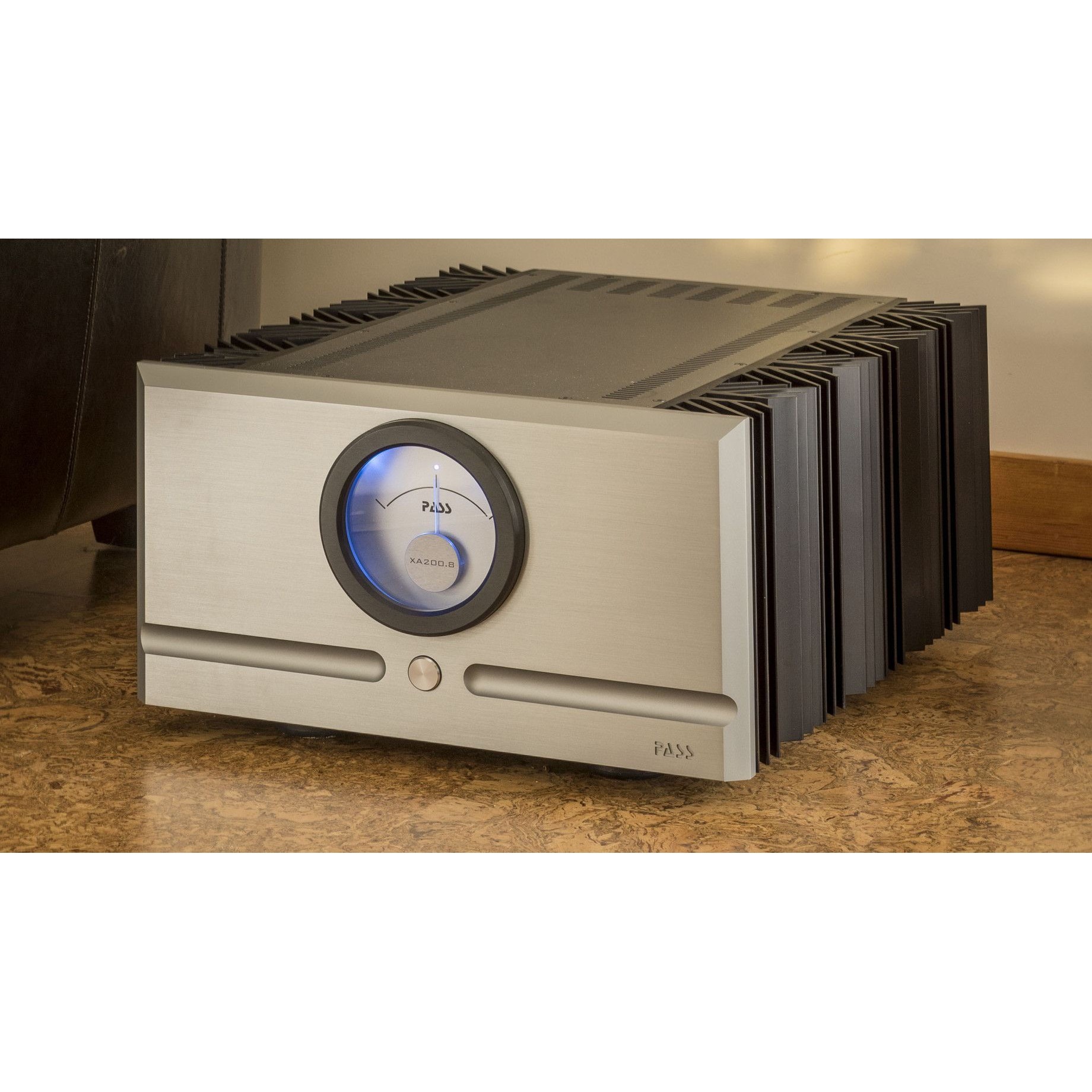 Pass Labs XA200.8