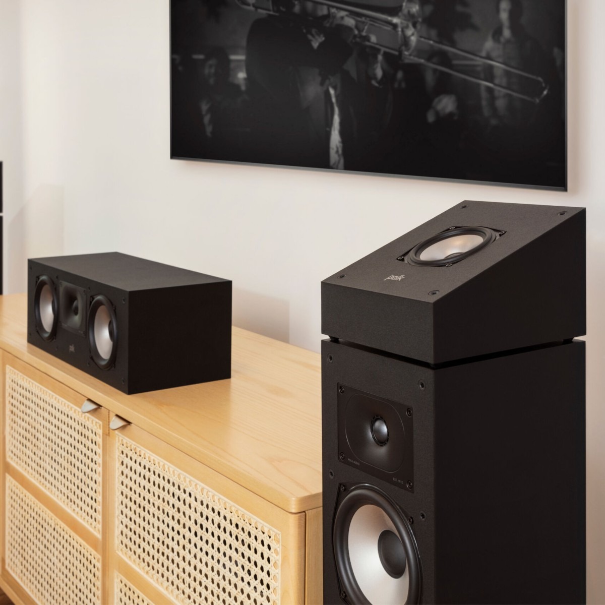 Polk Audio Monitor XT90