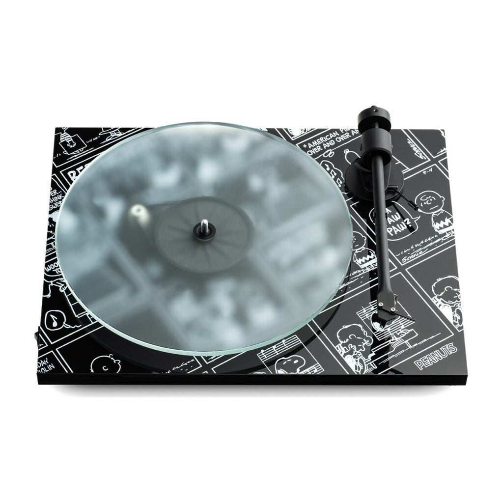 Pro-Ject Peanuts Turntable