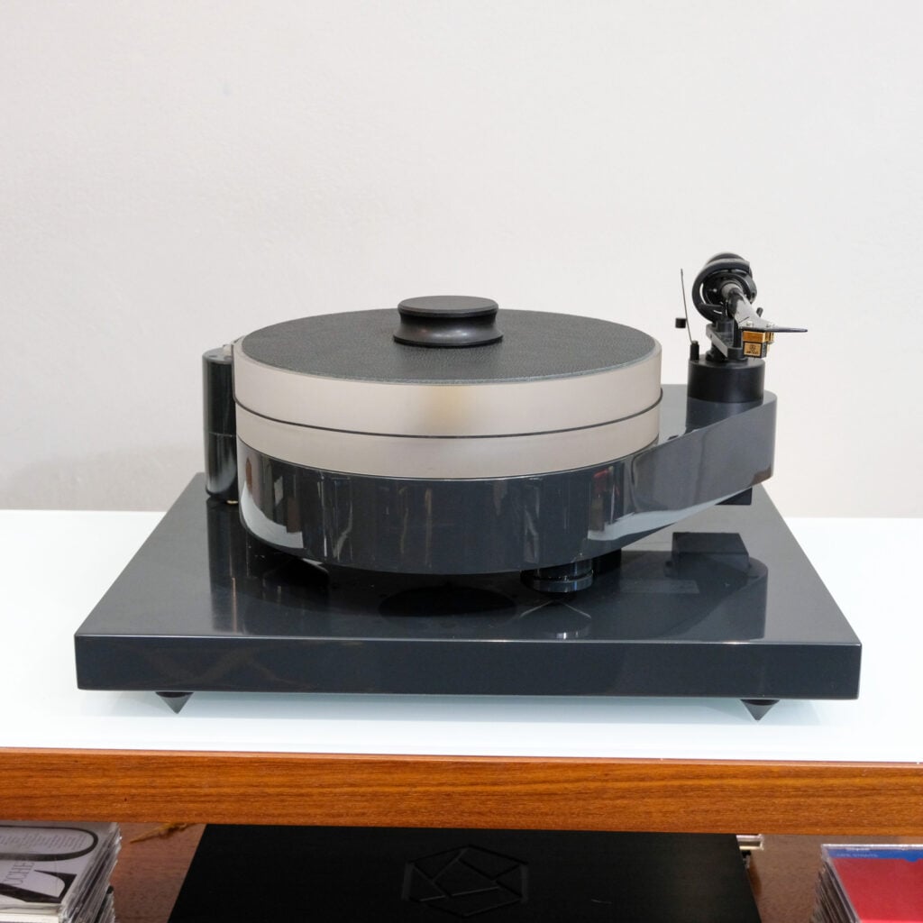 Pro-Ject RPM 10 (con testina Nagaoka MP-500)