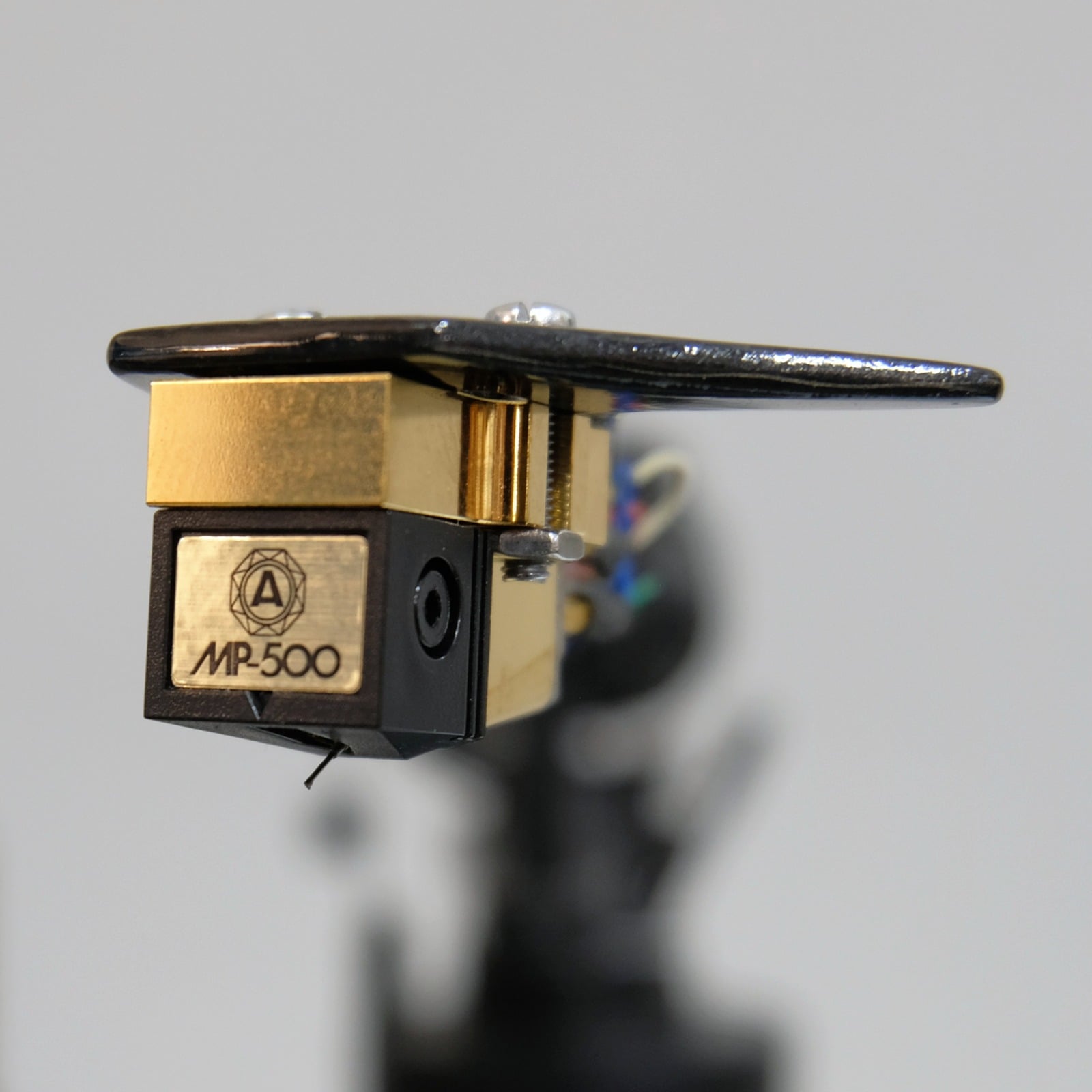 Pro-Ject RPM 10 (con testina Nagaoka MP-500)