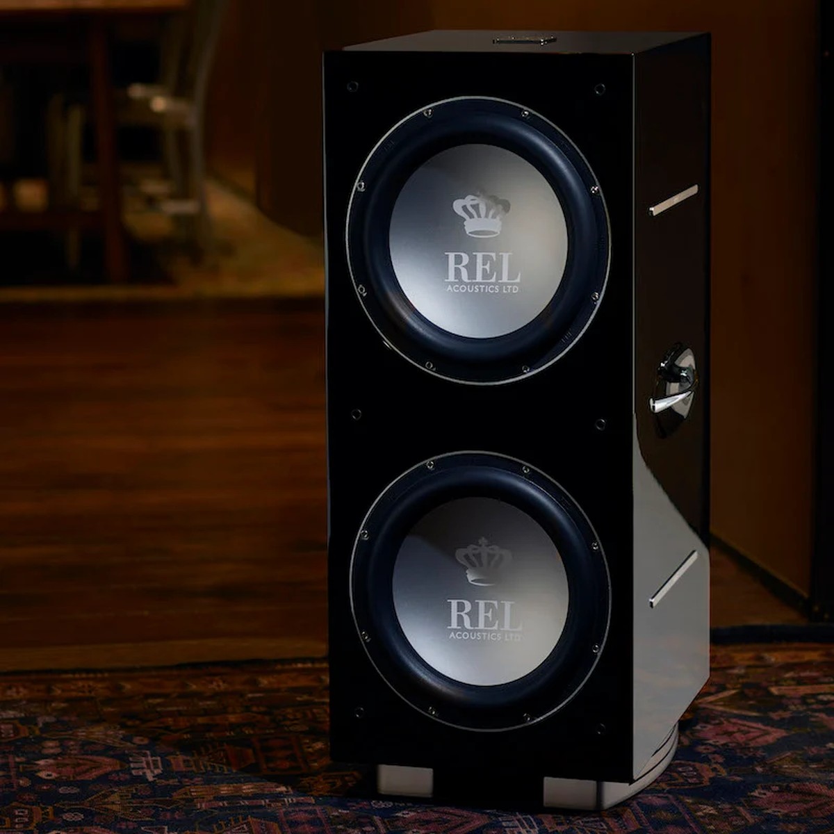 REL Acoustics 212/SX