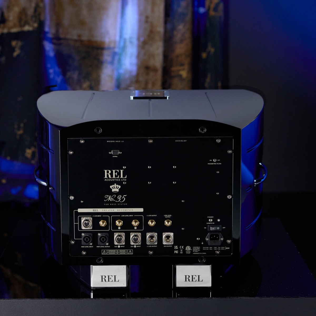 REL Acoustics No.35