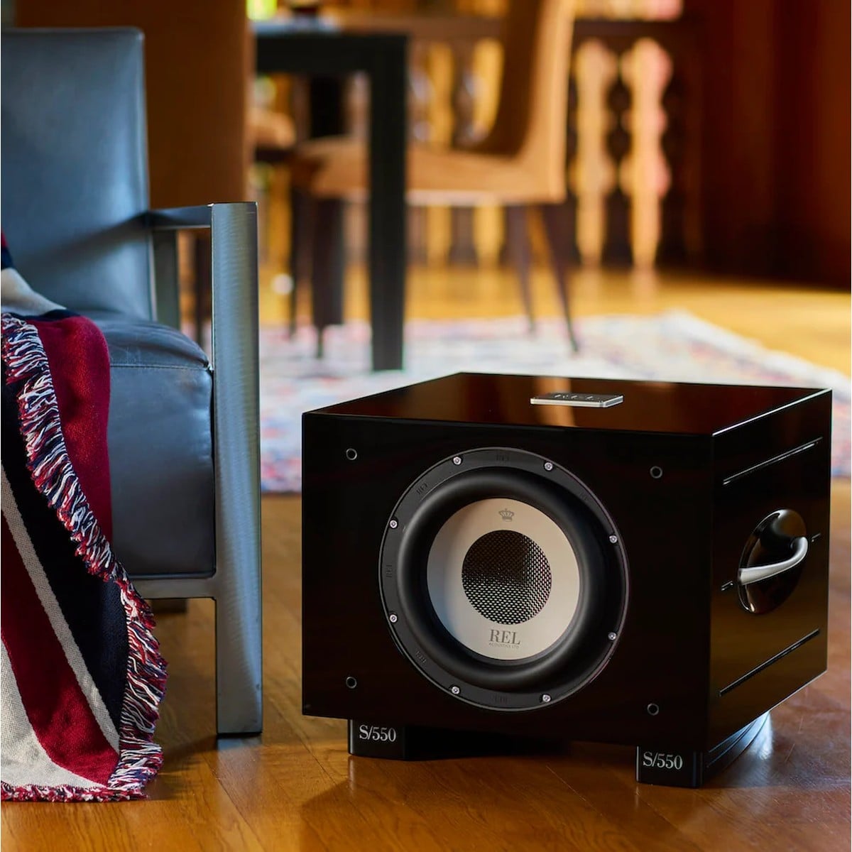 REL Acoustics S/550