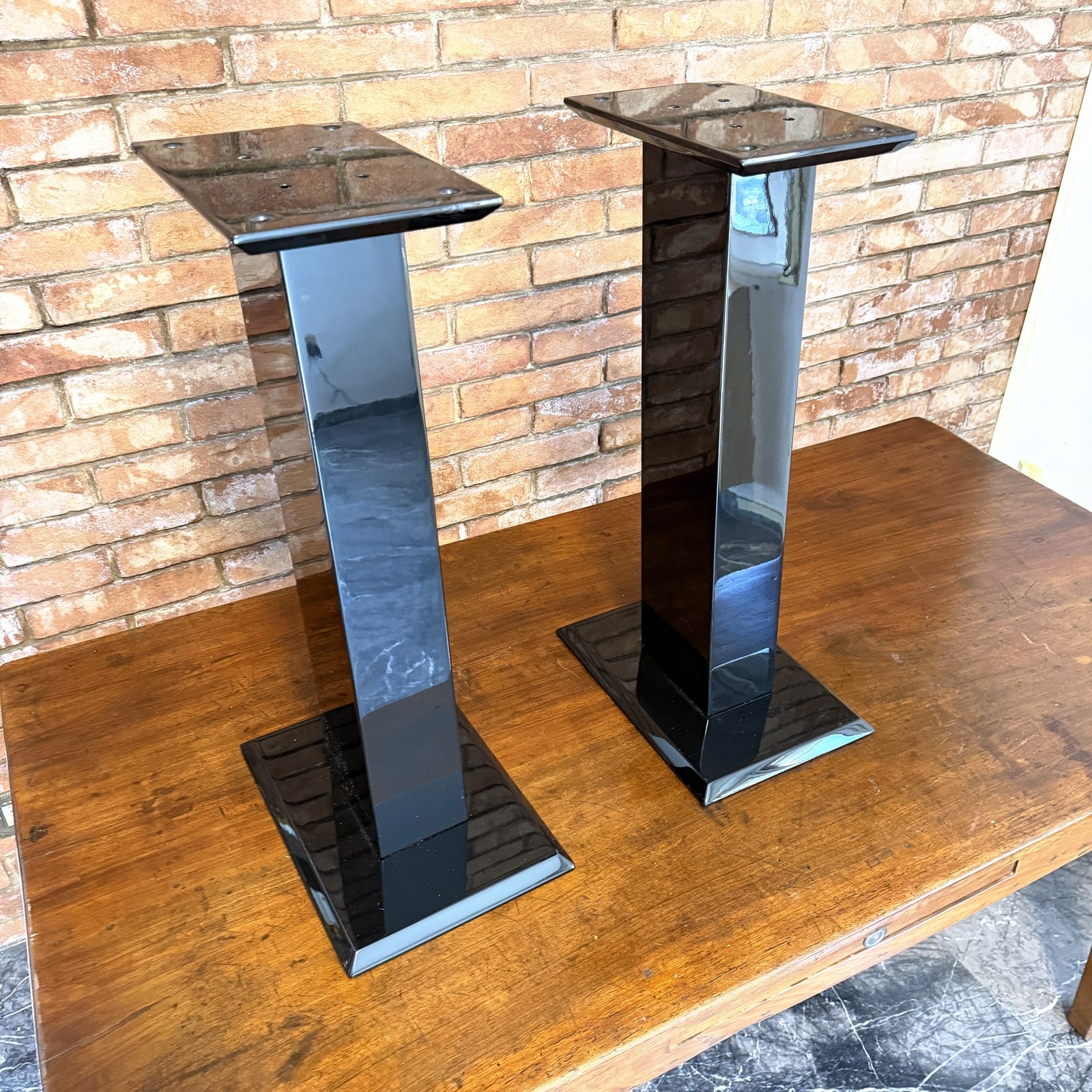 Stand per diffusori nero laccato (coppia)