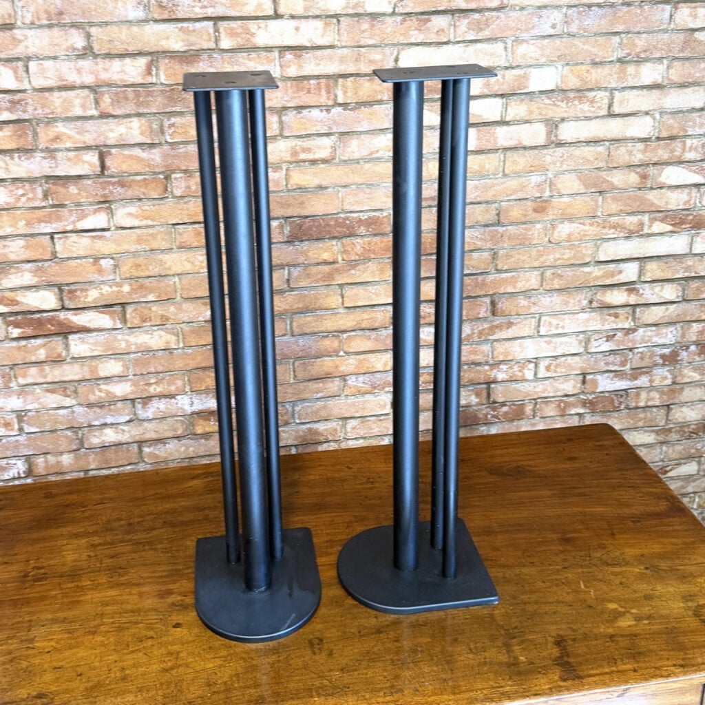 Stand per diffusori in metallo nero 100 cm (coppia)